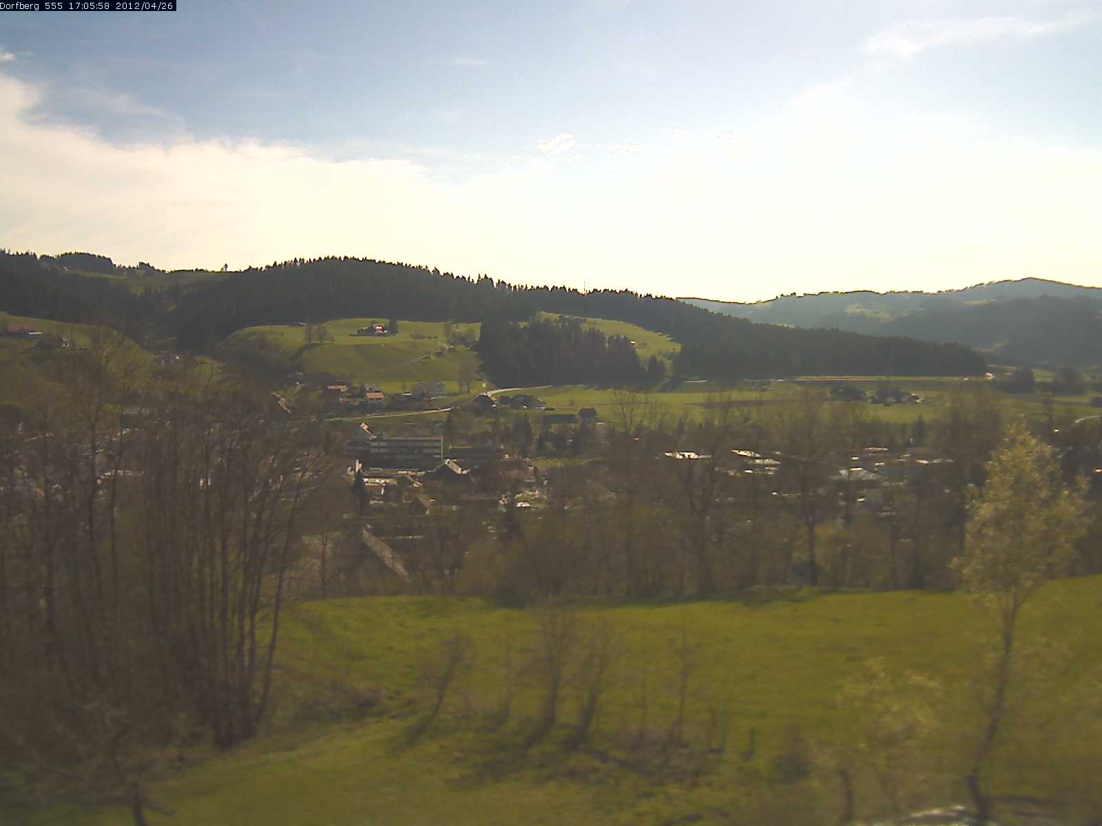 Webcam-Bild: Aussicht vom Dorfberg in Langnau 20120426-170600