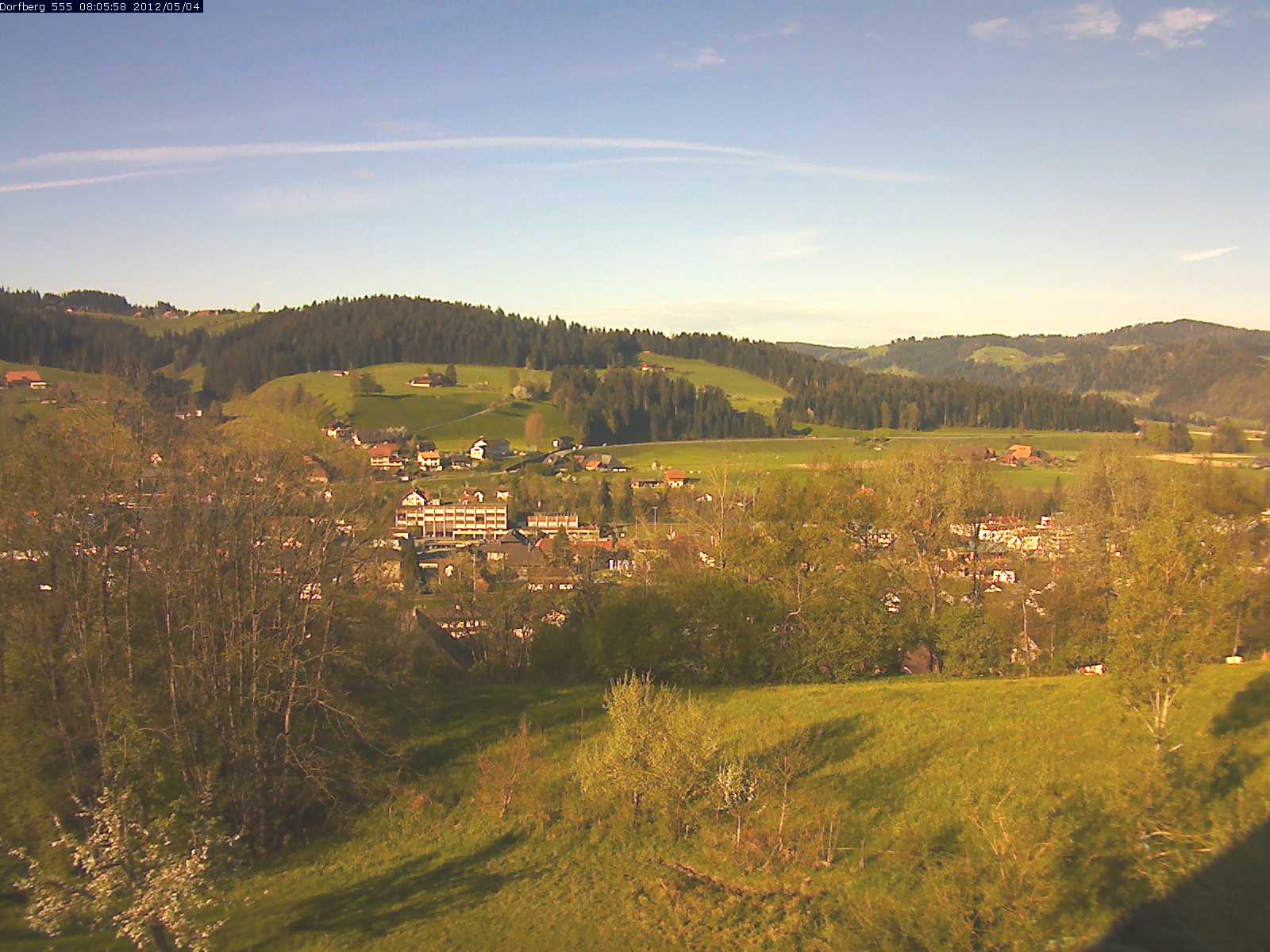 Webcam-Bild: Aussicht vom Dorfberg in Langnau 20120504-080600