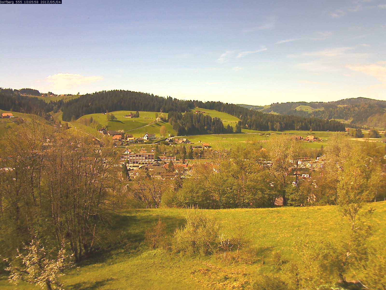 Webcam-Bild: Aussicht vom Dorfberg in Langnau 20120504-100600