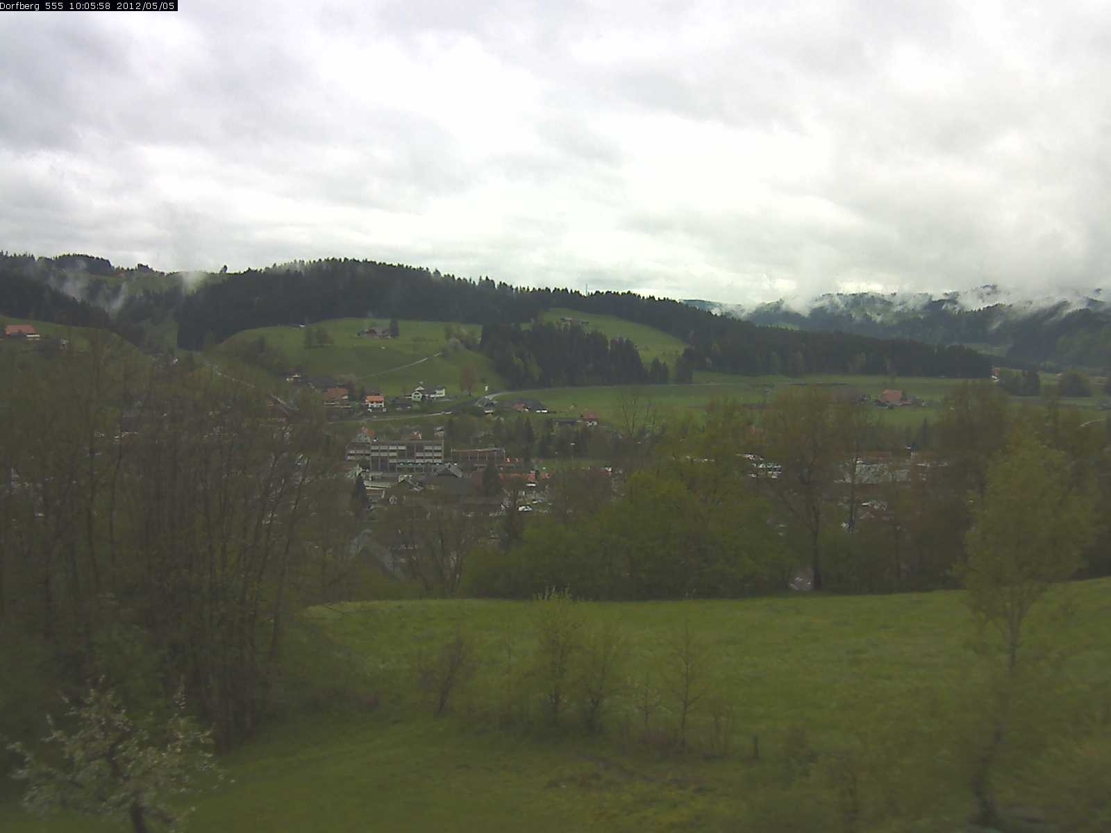 Webcam-Bild: Aussicht vom Dorfberg in Langnau 20120505-100600