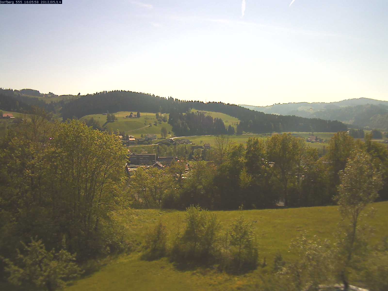 Webcam-Bild: Aussicht vom Dorfberg in Langnau 20120514-160600