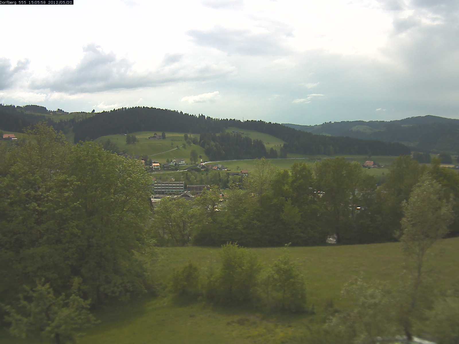 Webcam-Bild: Aussicht vom Dorfberg in Langnau 20120520-150600