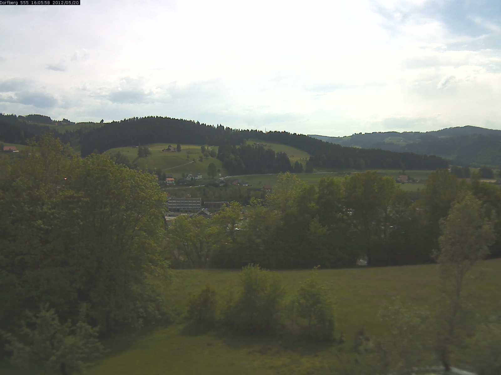 Webcam-Bild: Aussicht vom Dorfberg in Langnau 20120520-160600