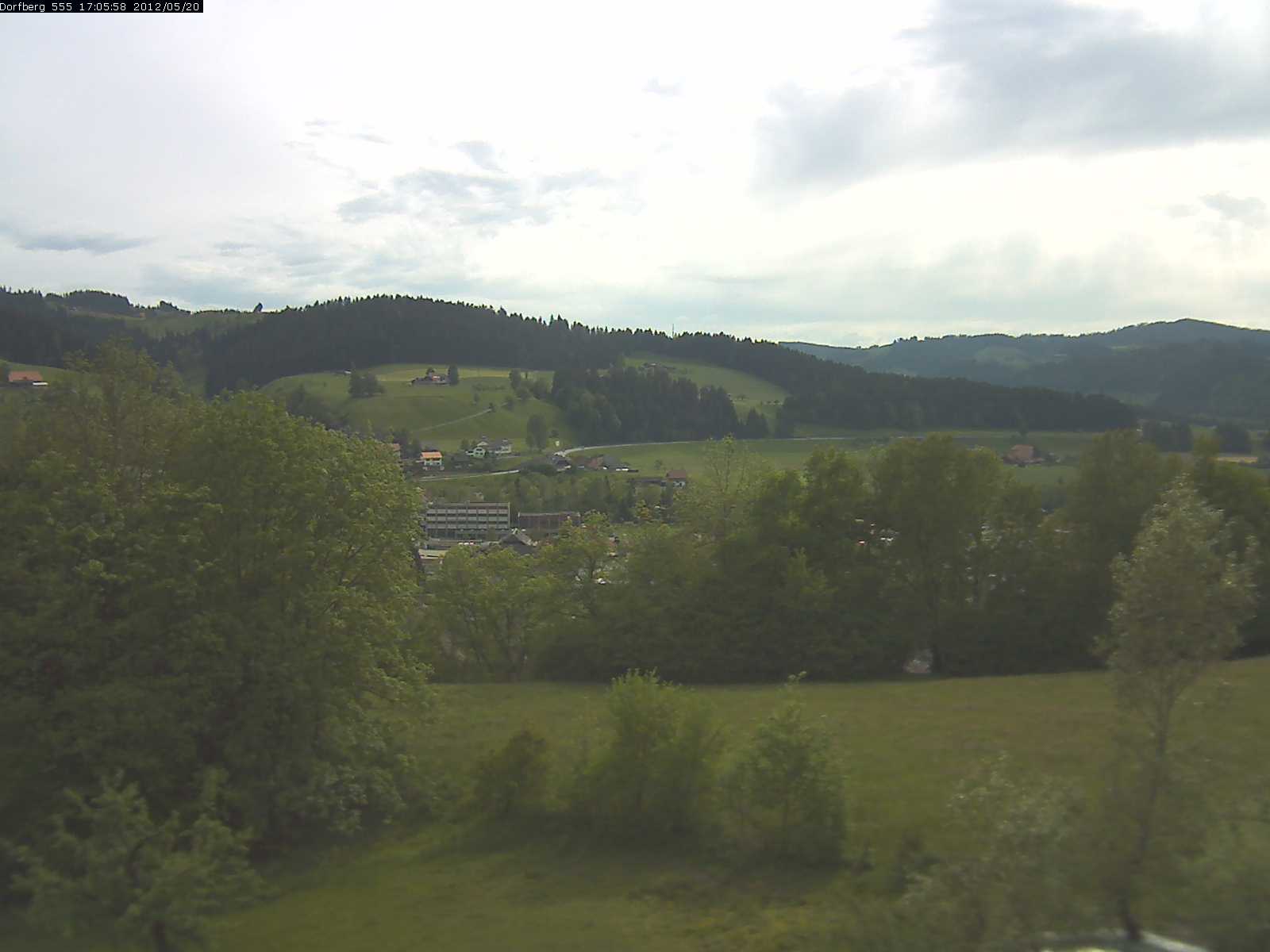 Webcam-Bild: Aussicht vom Dorfberg in Langnau 20120520-170600