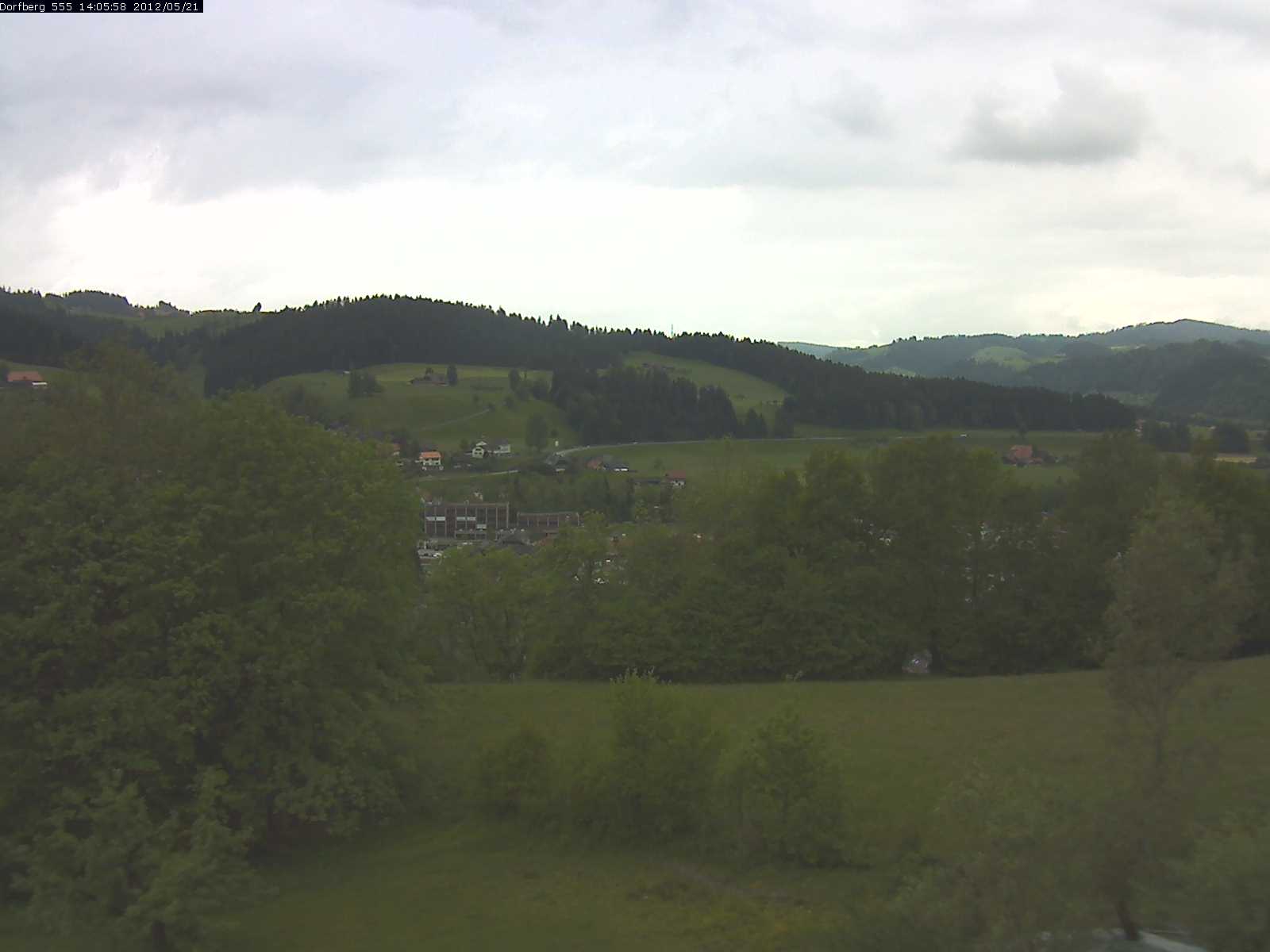 Webcam-Bild: Aussicht vom Dorfberg in Langnau 20120521-140600