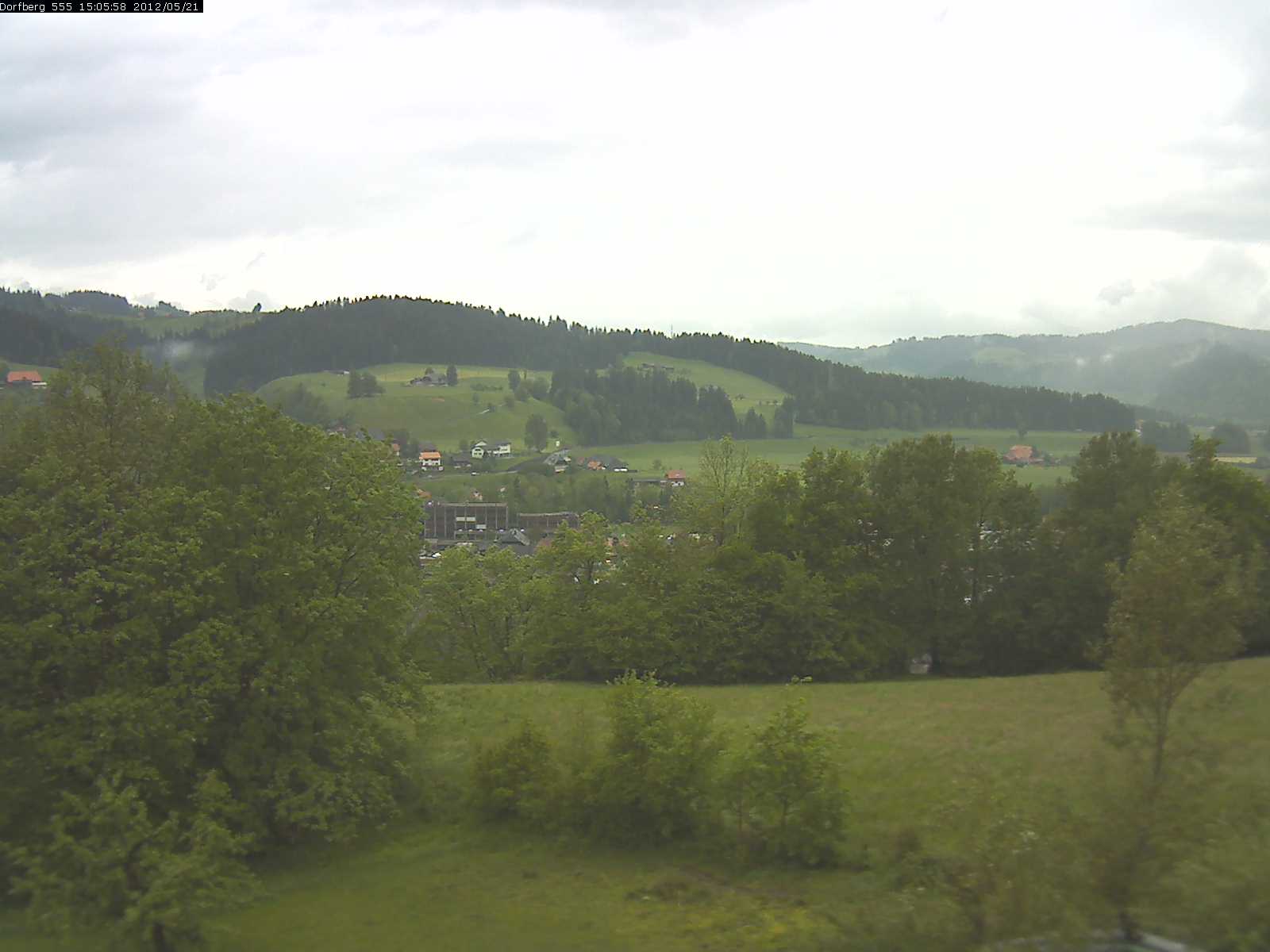 Webcam-Bild: Aussicht vom Dorfberg in Langnau 20120521-150600