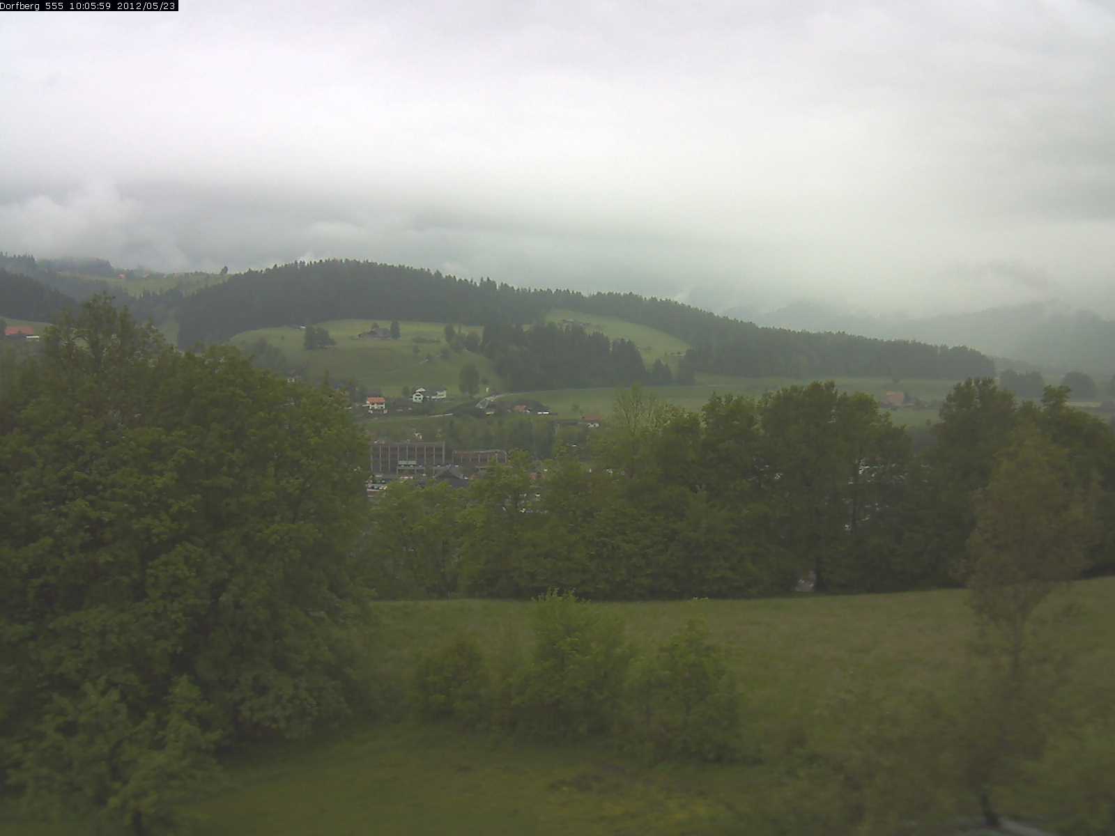 Webcam-Bild: Aussicht vom Dorfberg in Langnau 20120523-100600