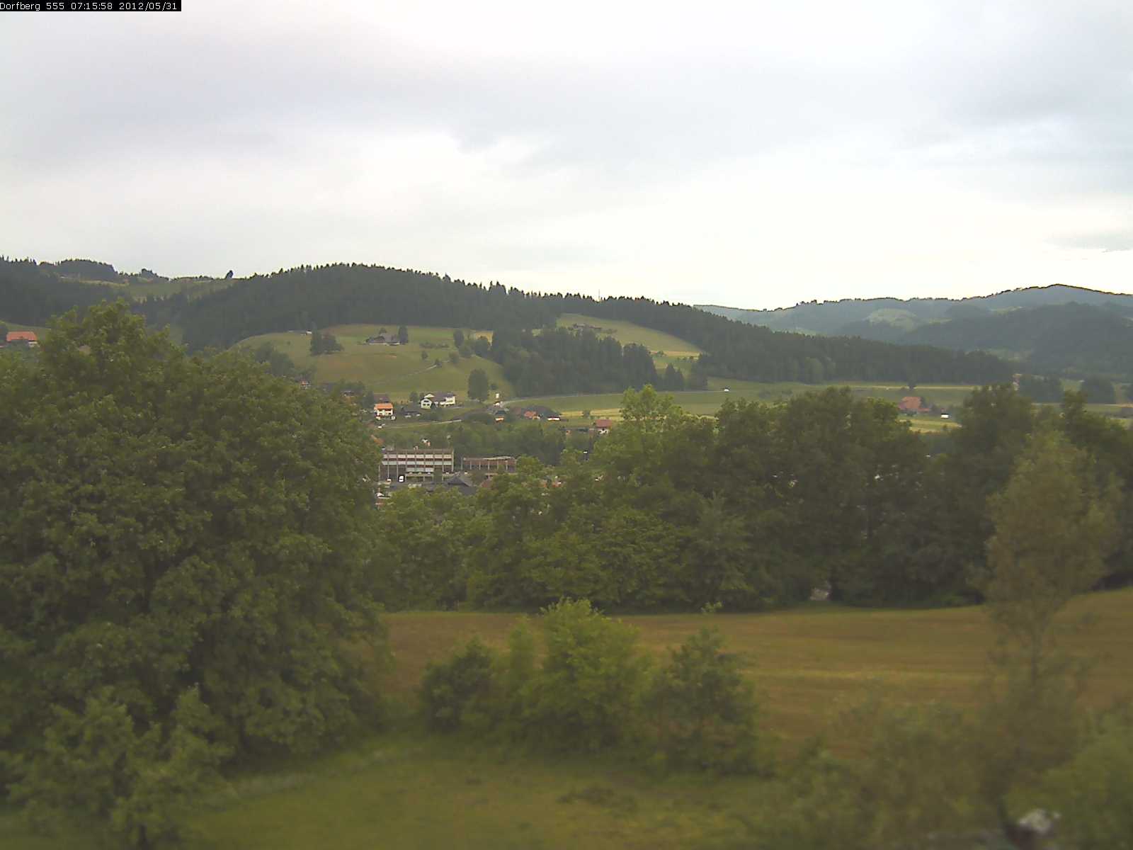 Webcam-Bild: Aussicht vom Dorfberg in Langnau 20120531-071600
