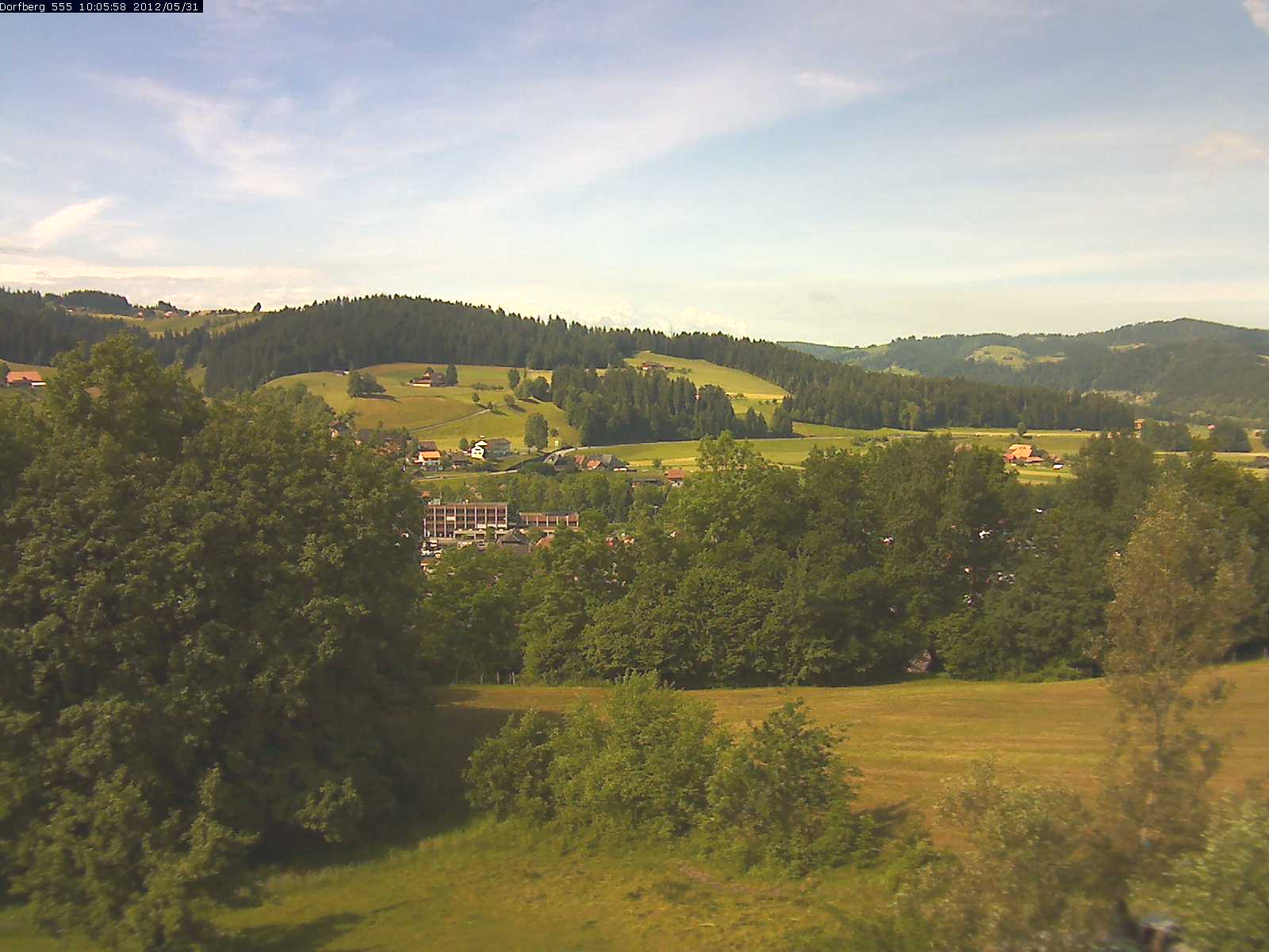 Webcam-Bild: Aussicht vom Dorfberg in Langnau 20120531-100600