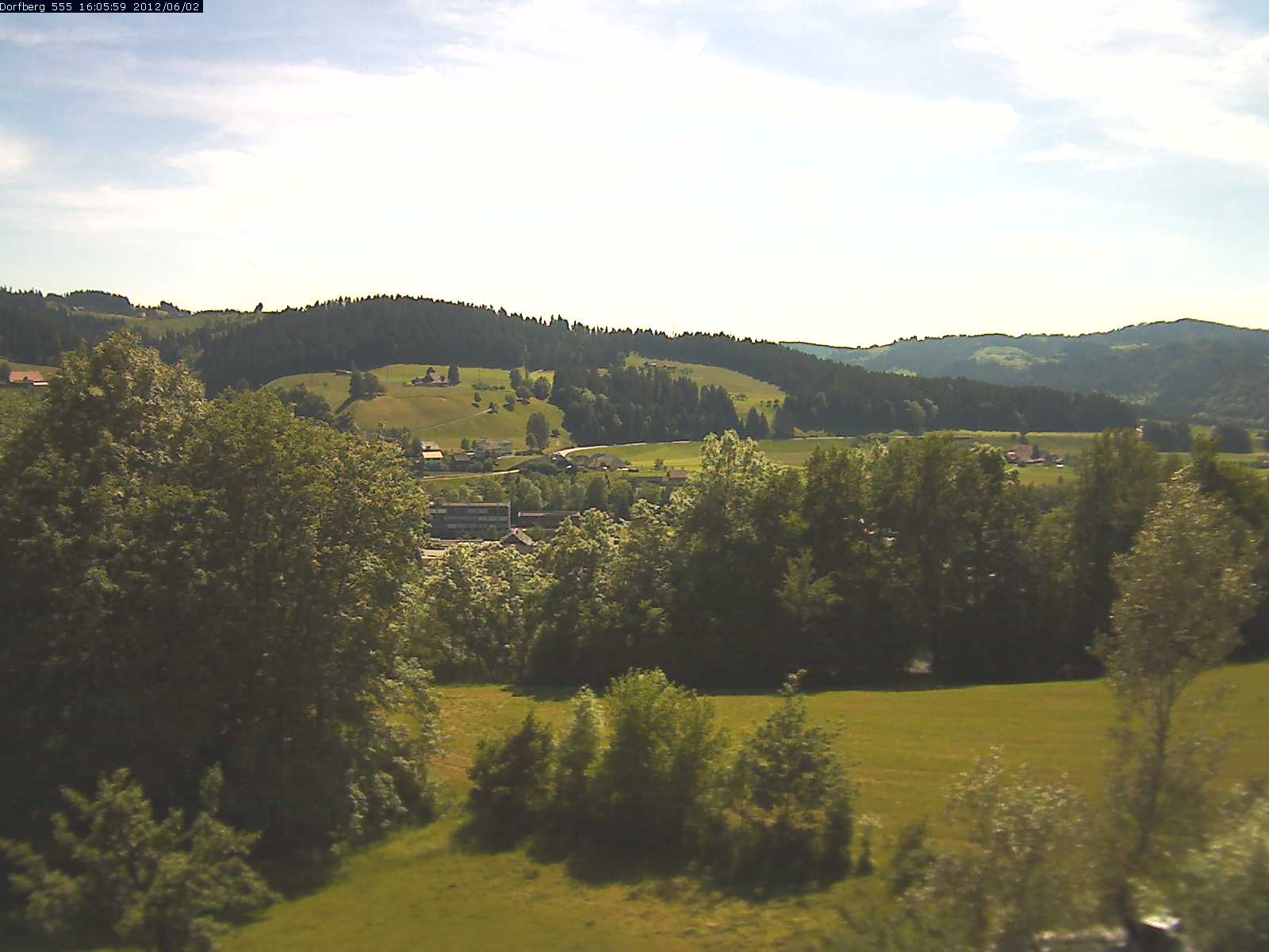 Webcam-Bild: Aussicht vom Dorfberg in Langnau 20120602-160600
