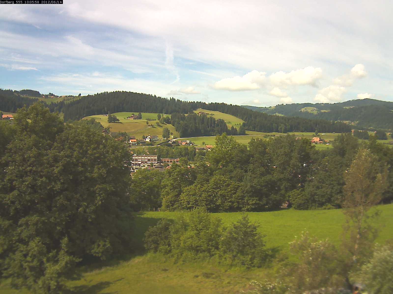 Webcam-Bild: Aussicht vom Dorfberg in Langnau 20120614-100600
