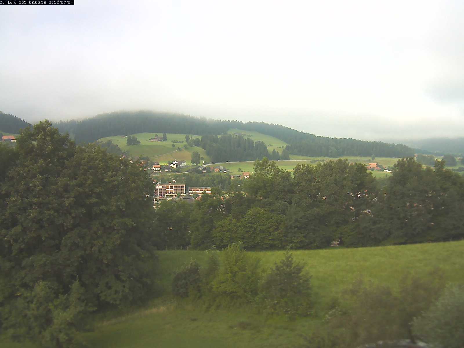 Webcam-Bild: Aussicht vom Dorfberg in Langnau 20120704-080600