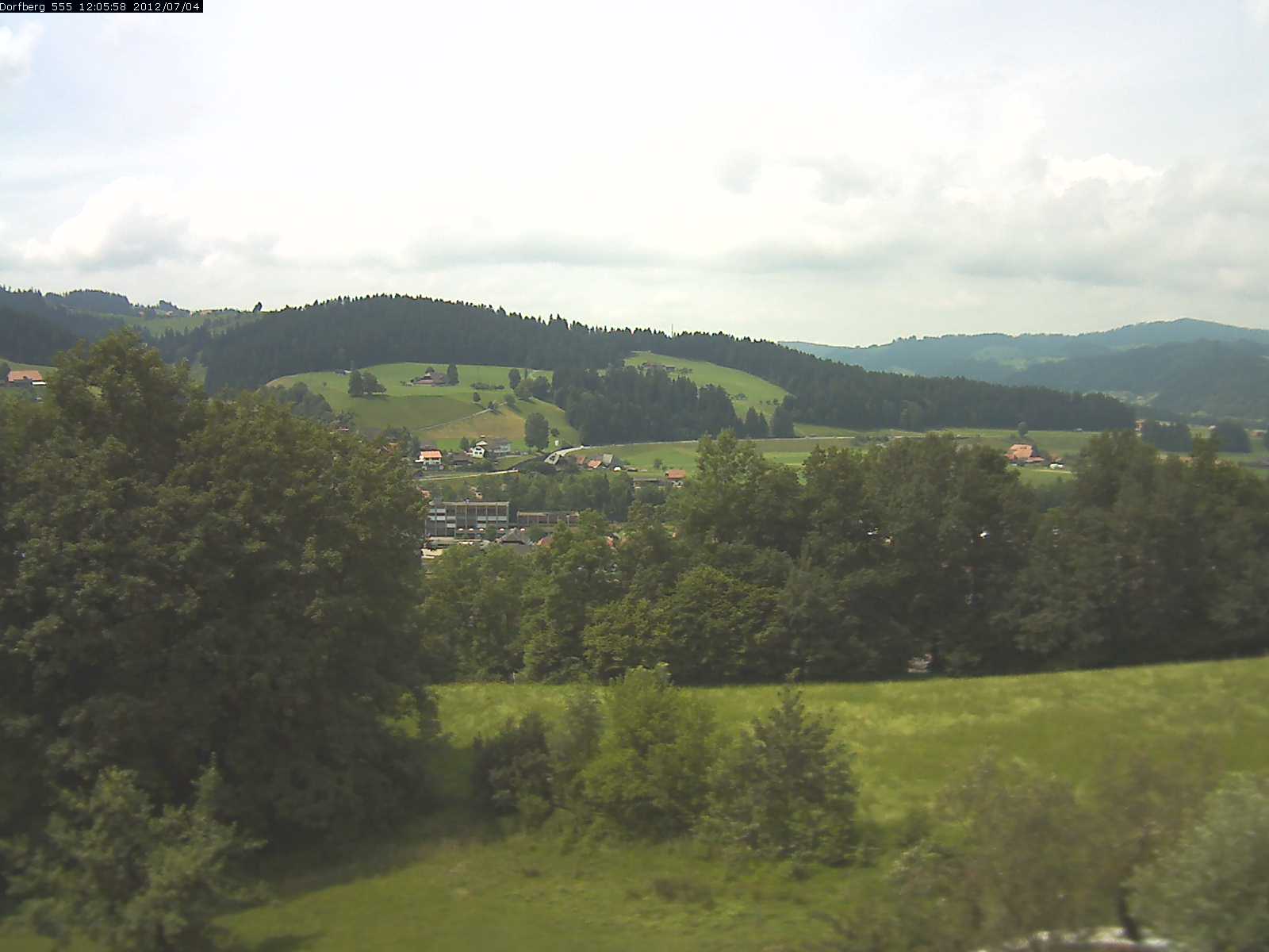 Webcam-Bild: Aussicht vom Dorfberg in Langnau 20120704-120600