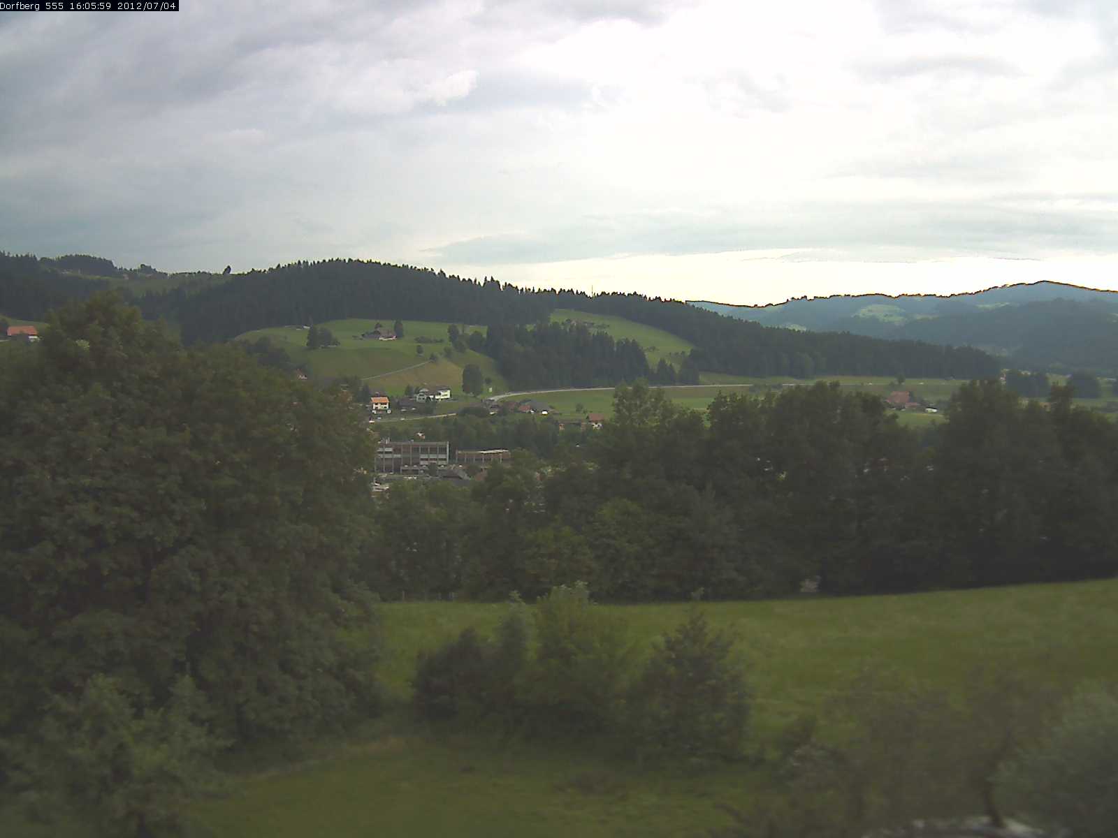 Webcam-Bild: Aussicht vom Dorfberg in Langnau 20120704-160600