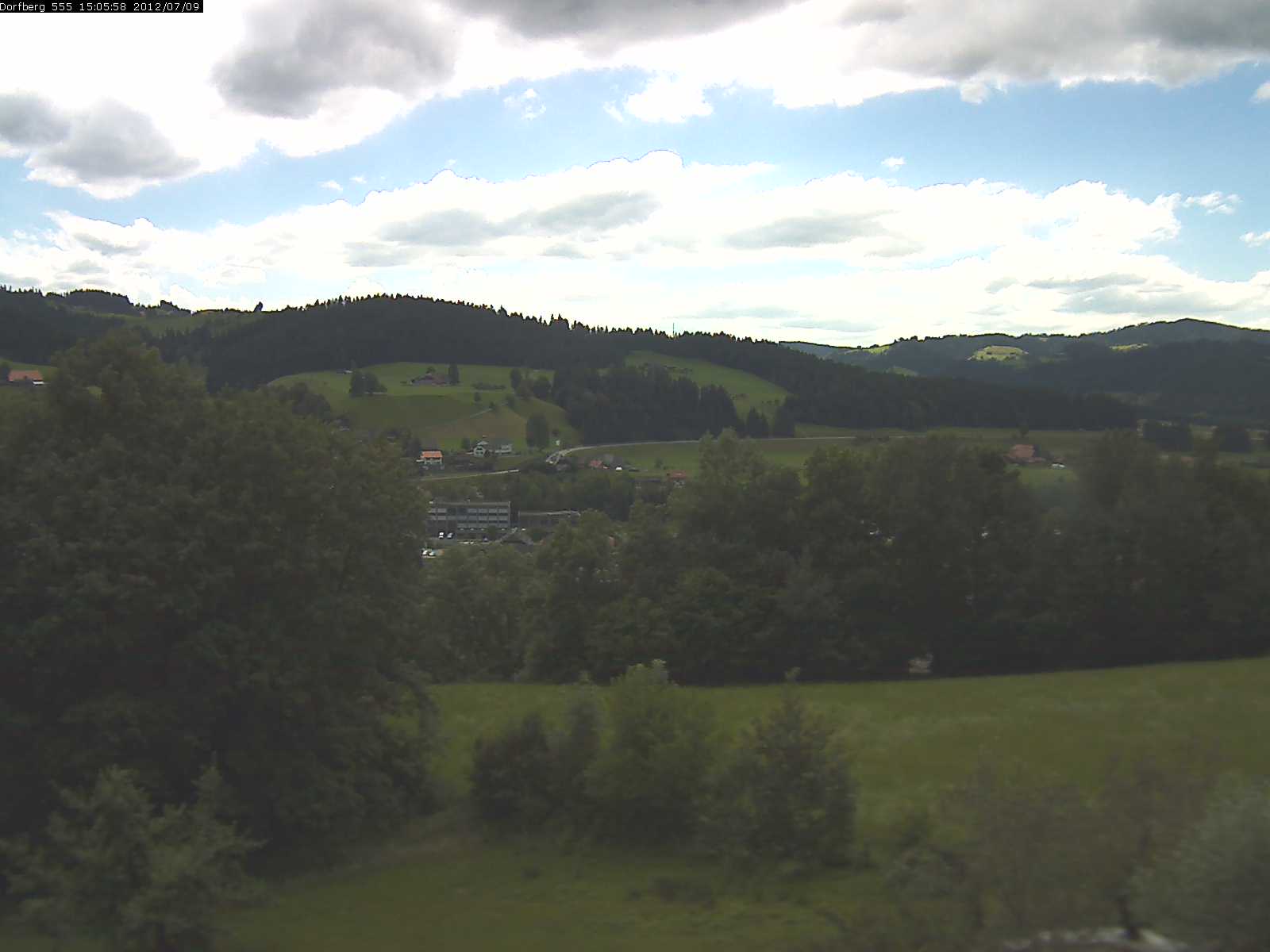 Webcam-Bild: Aussicht vom Dorfberg in Langnau 20120709-150600