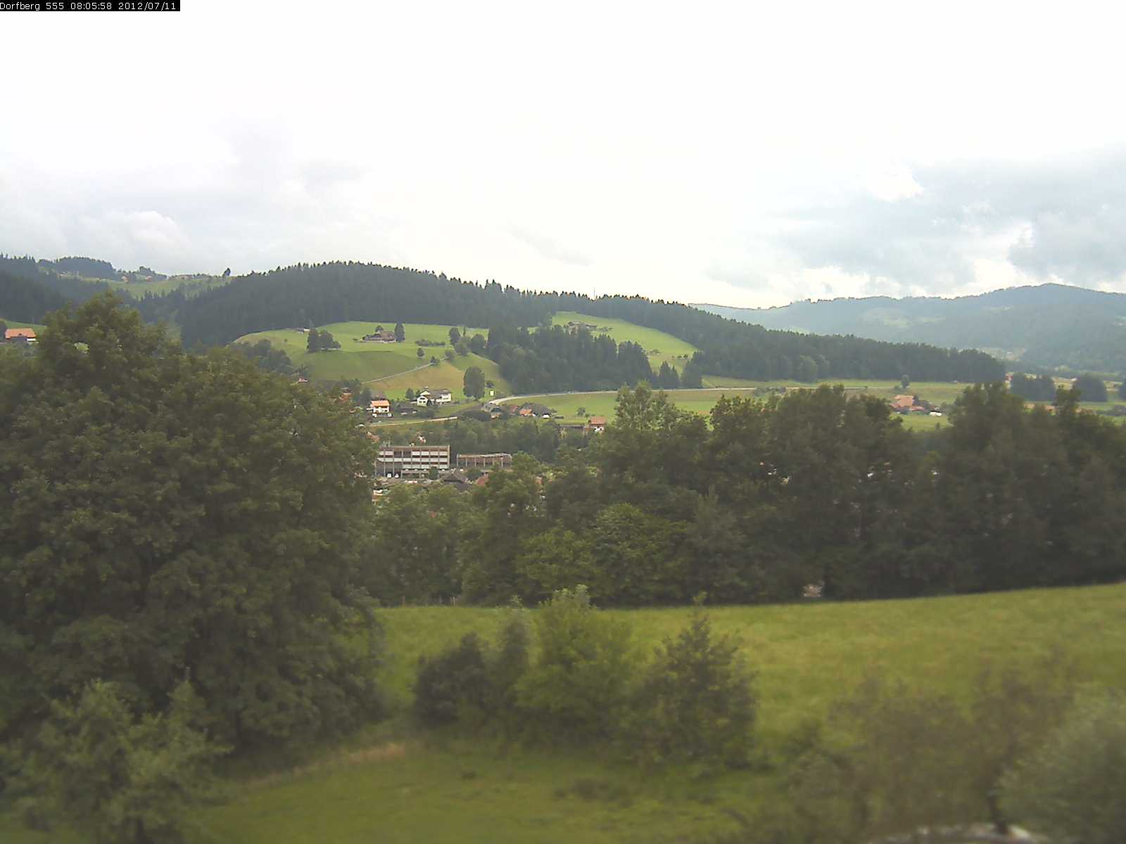 Webcam-Bild: Aussicht vom Dorfberg in Langnau 20120711-080600