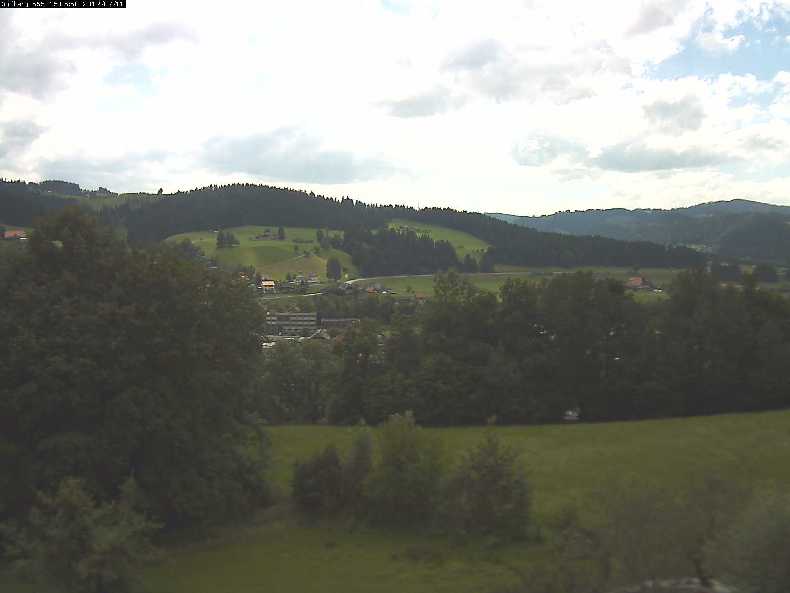 Webcam-Bild: Aussicht vom Dorfberg in Langnau 20120711-150600