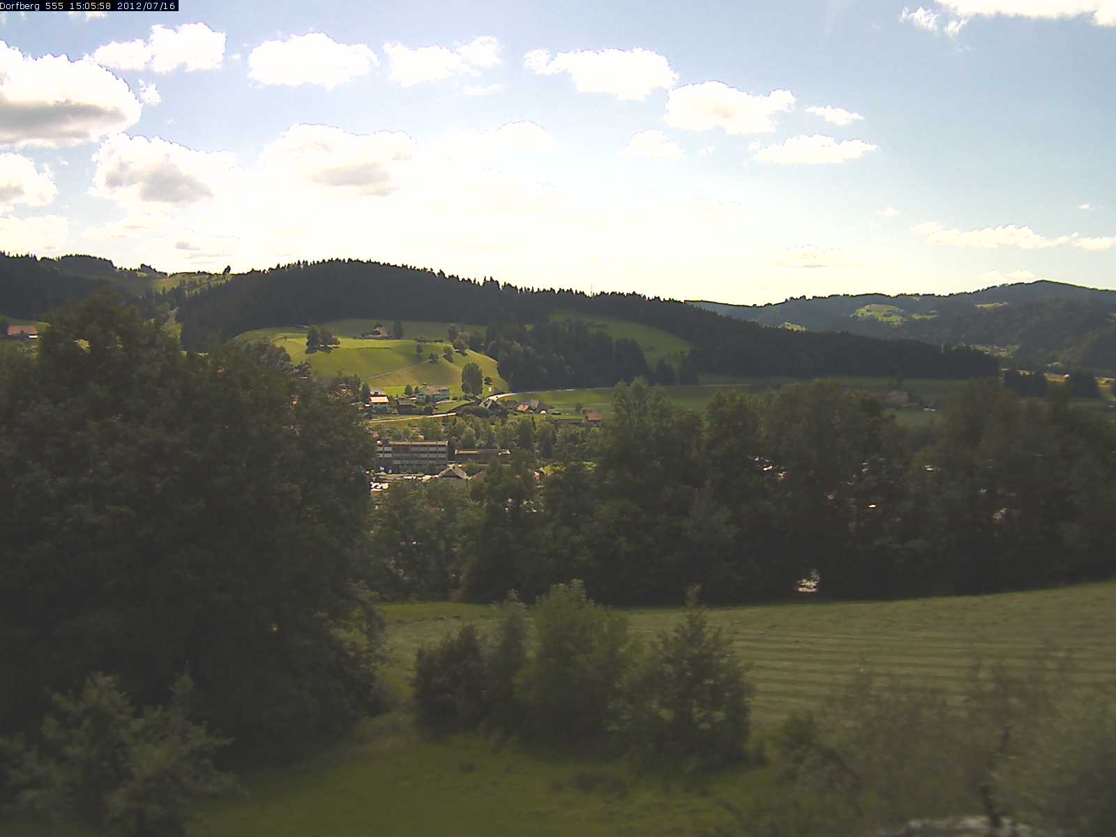 Webcam-Bild: Aussicht vom Dorfberg in Langnau 20120716-150600
