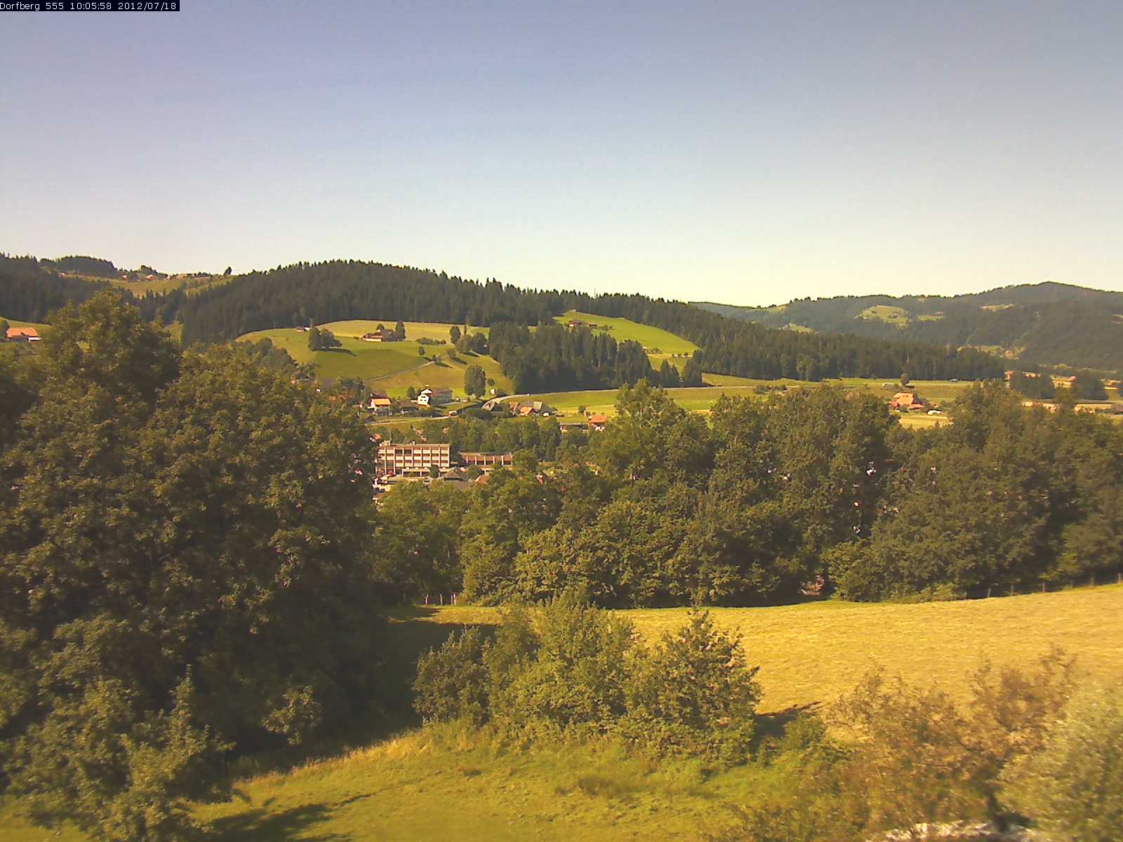 Webcam-Bild: Aussicht vom Dorfberg in Langnau 20120718-100600