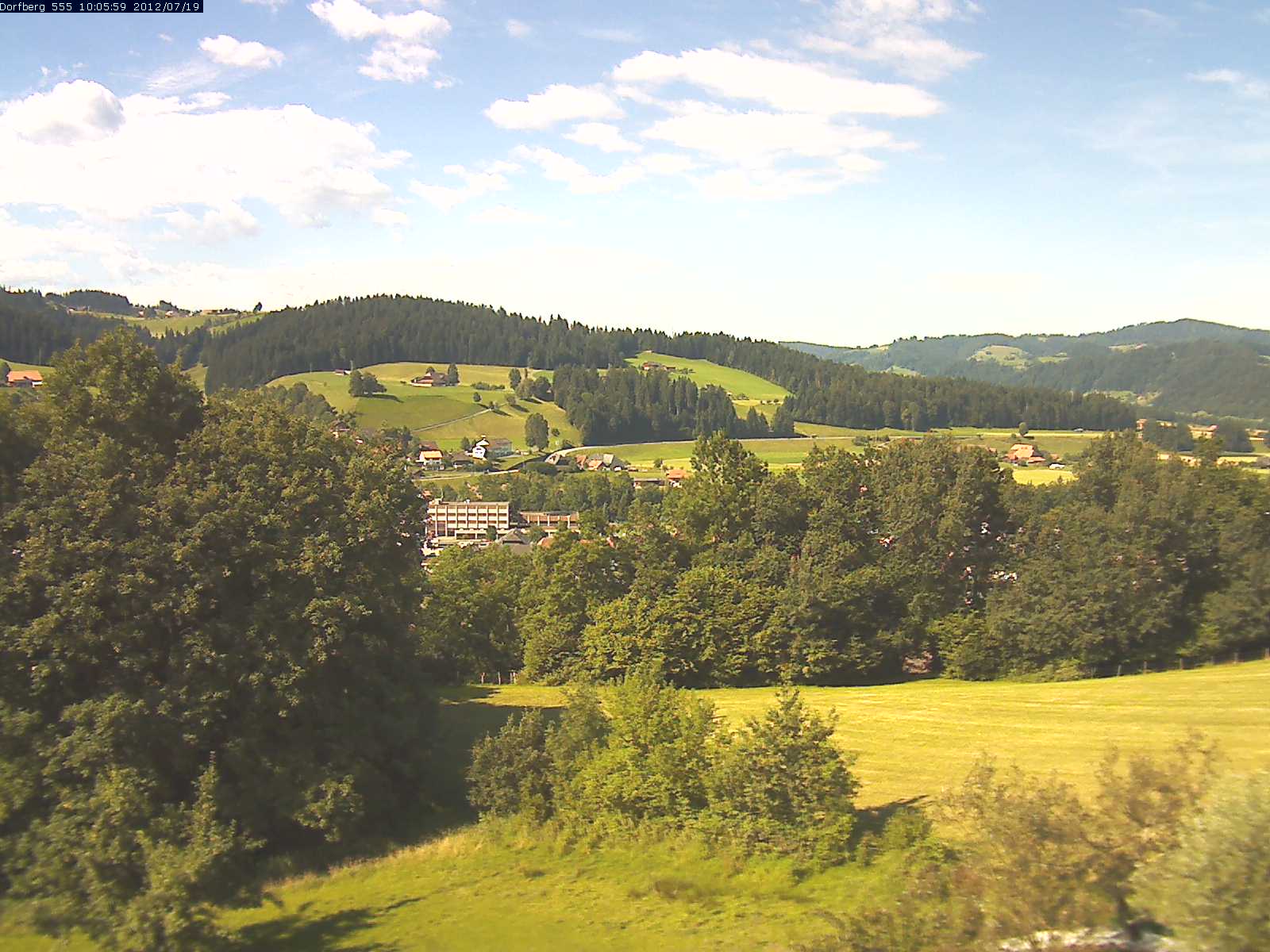 Webcam-Bild: Aussicht vom Dorfberg in Langnau 20120719-100600