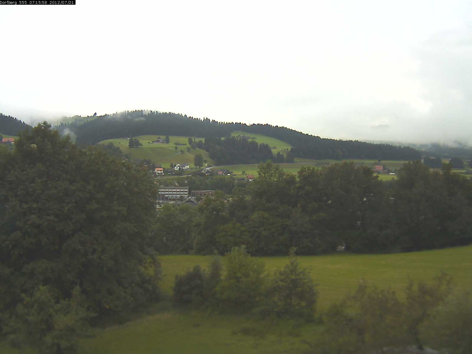 Webcam-Bild: Aussicht vom Dorfberg in Langnau 20120721-071600
