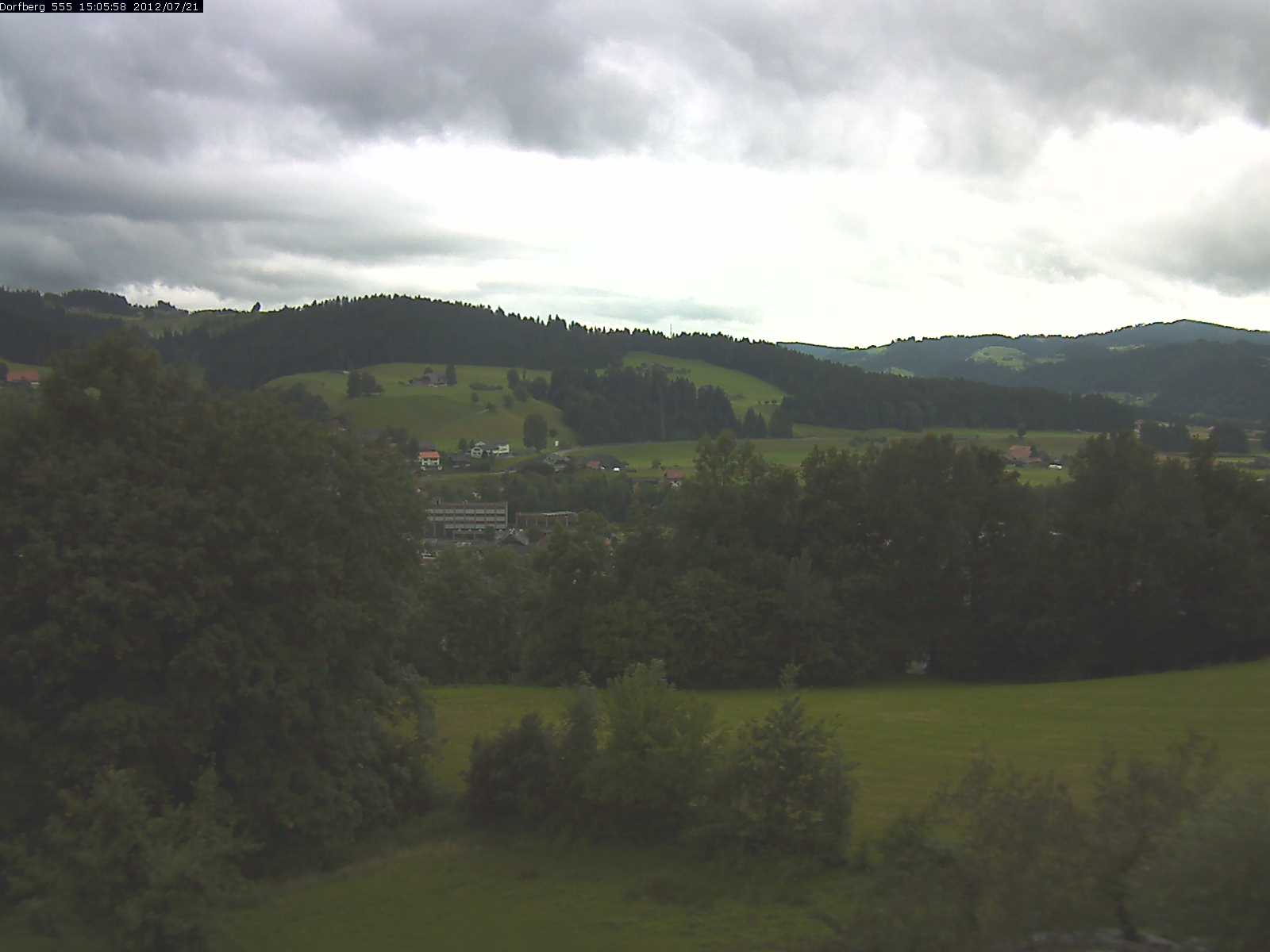 Webcam-Bild: Aussicht vom Dorfberg in Langnau 20120721-150600