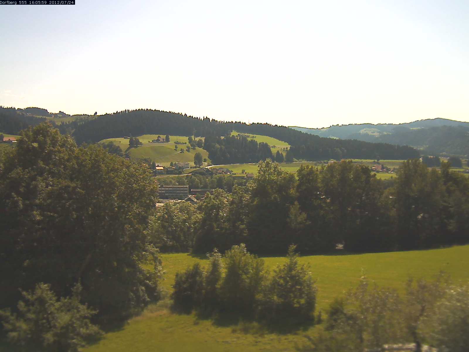 Webcam-Bild: Aussicht vom Dorfberg in Langnau 20120724-160600