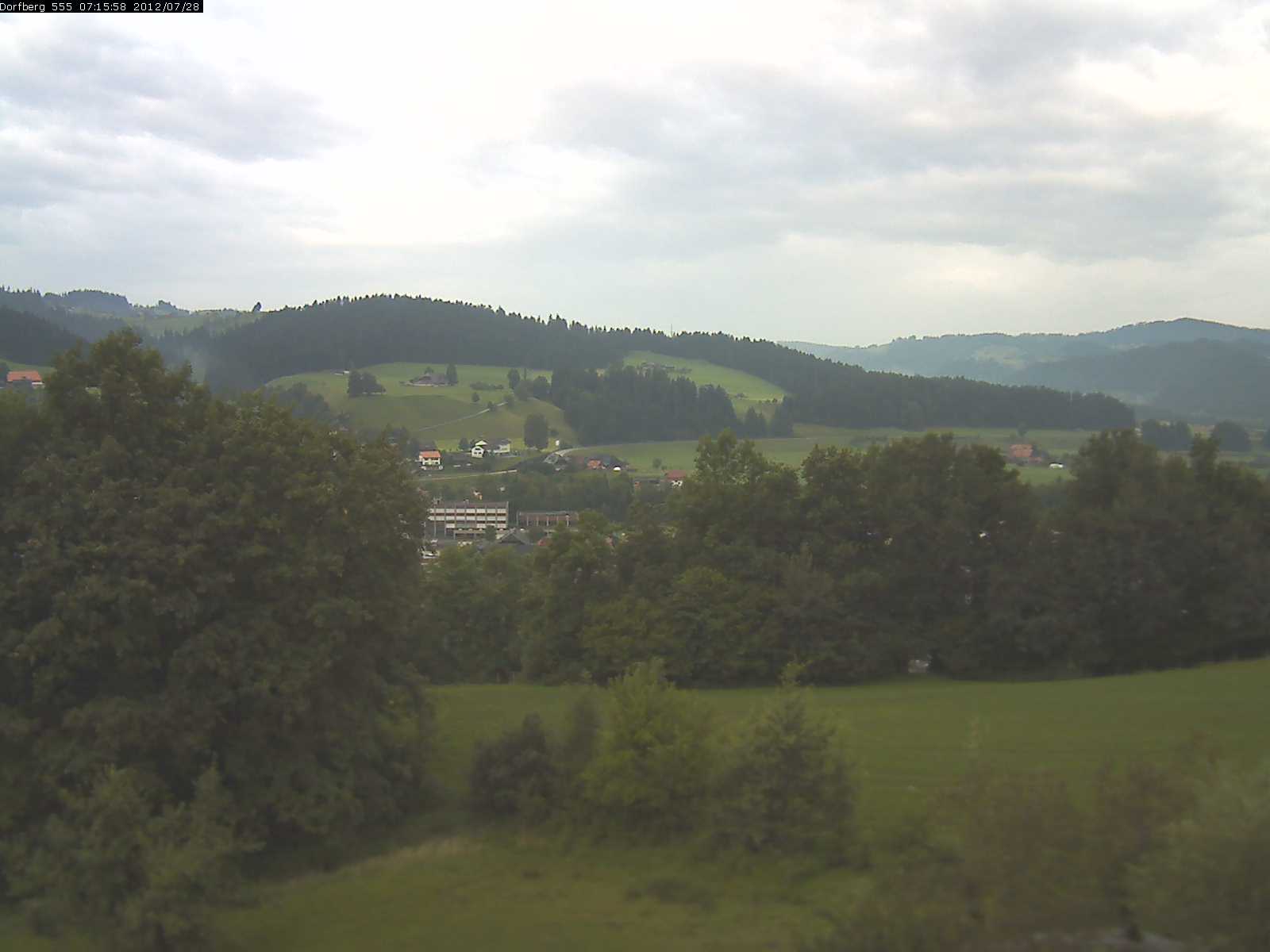 Webcam-Bild: Aussicht vom Dorfberg in Langnau 20120728-071600