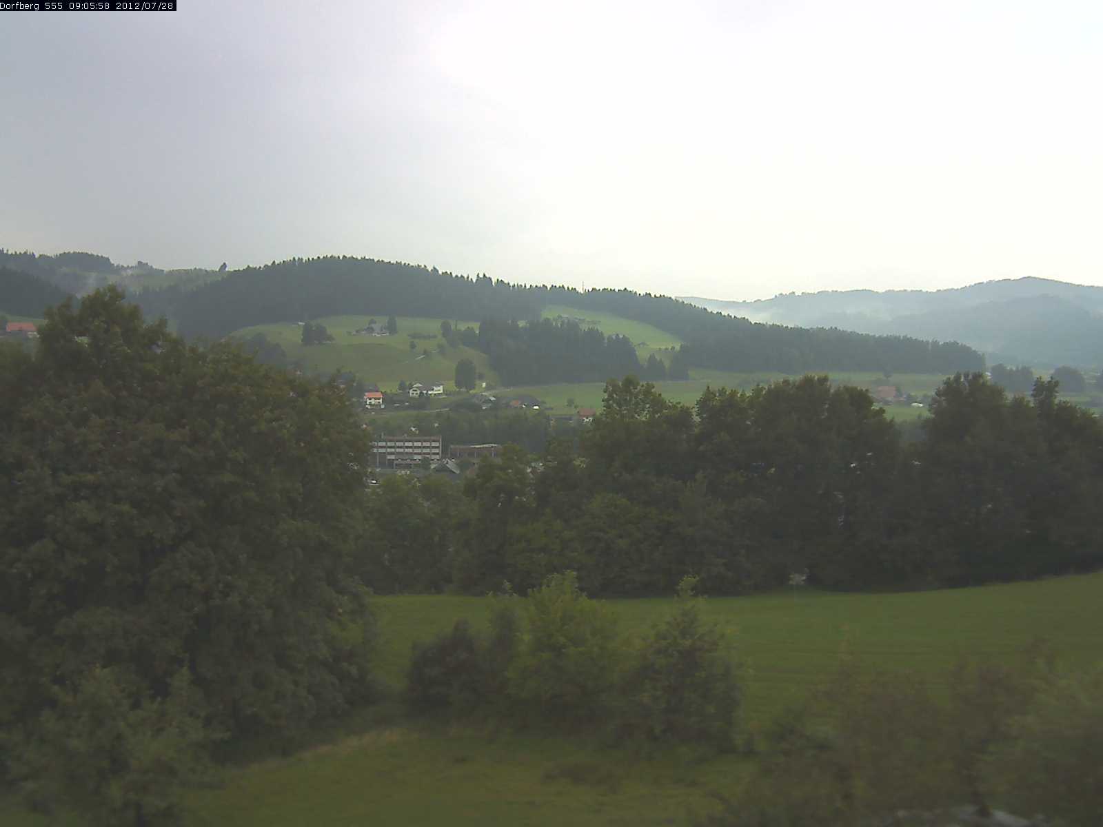 Webcam-Bild: Aussicht vom Dorfberg in Langnau 20120728-090600