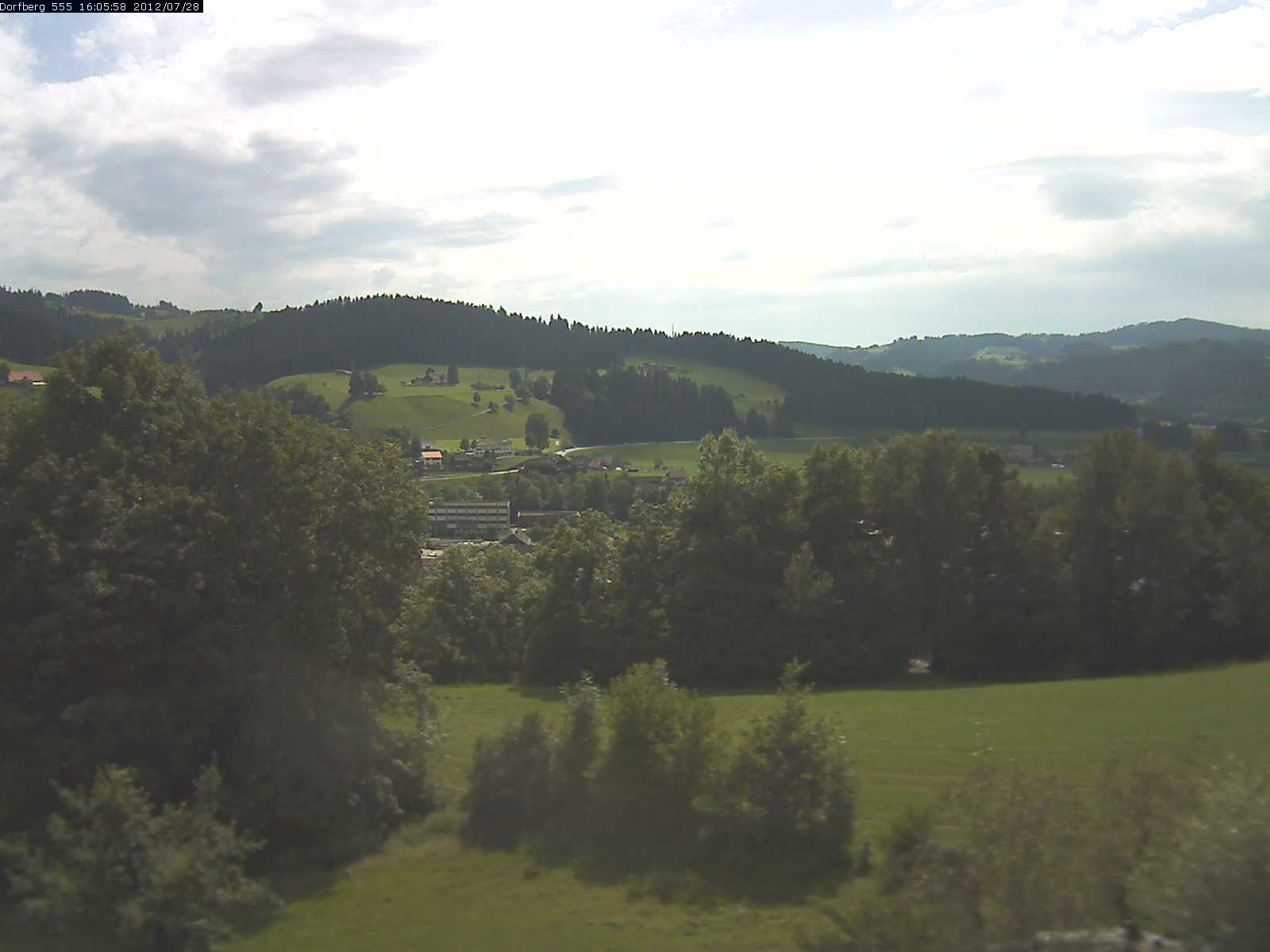 Webcam-Bild: Aussicht vom Dorfberg in Langnau 20120728-160600