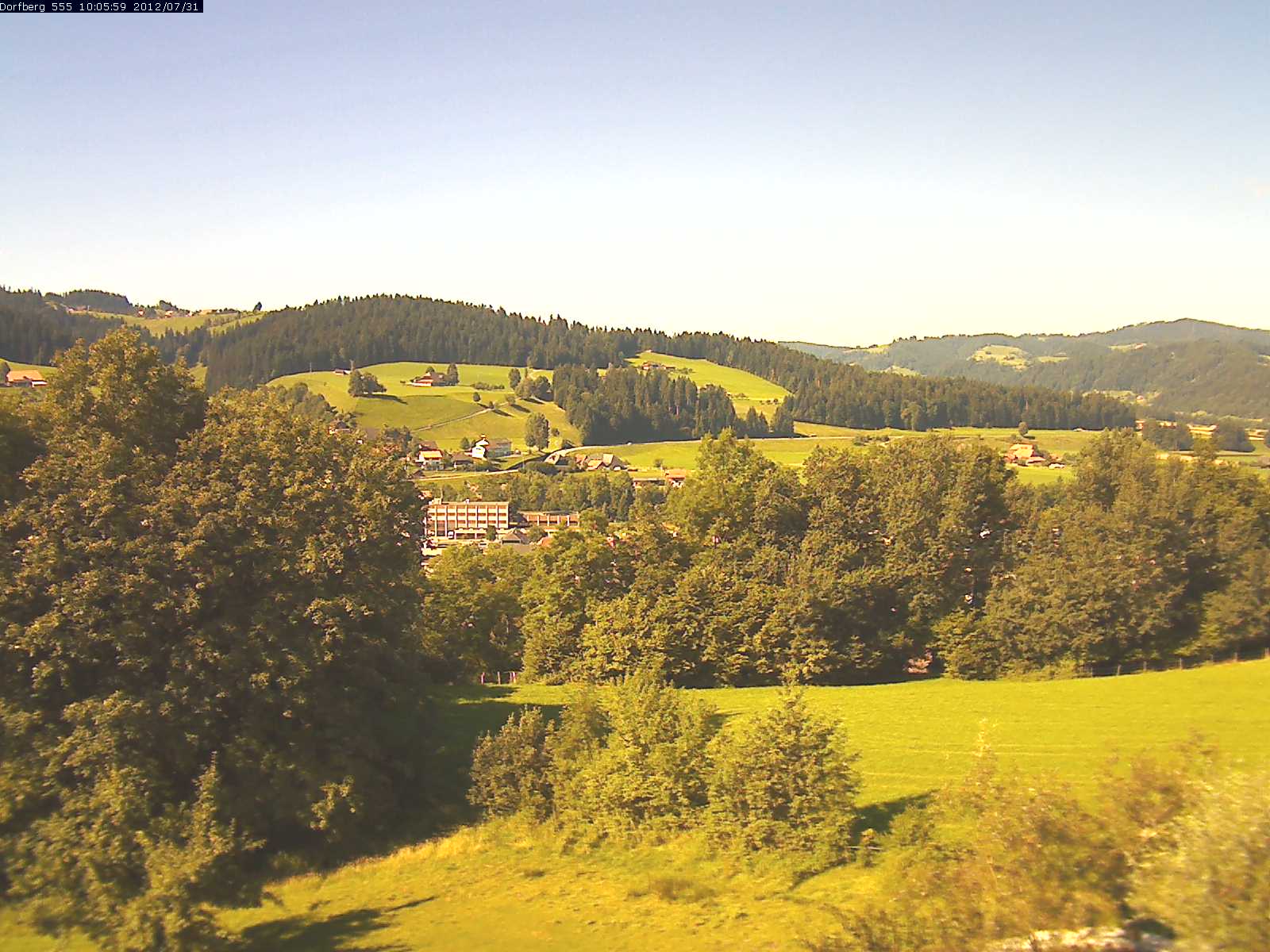 Webcam-Bild: Aussicht vom Dorfberg in Langnau 20120731-100600
