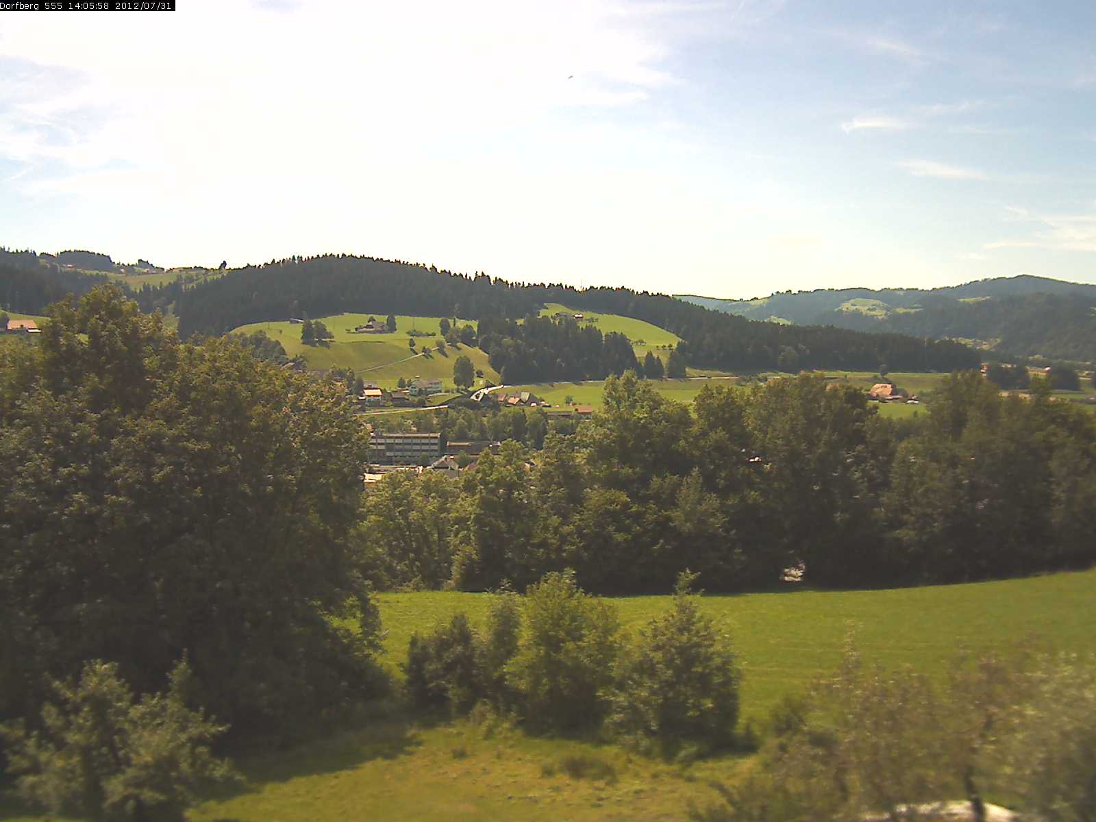Webcam-Bild: Aussicht vom Dorfberg in Langnau 20120731-140600