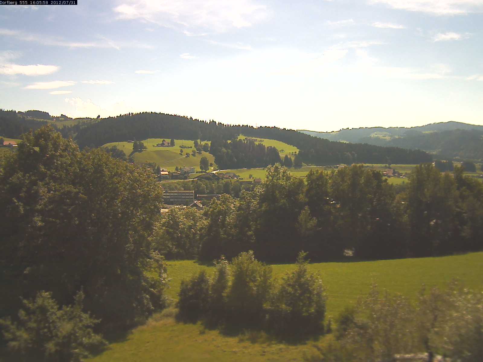 Webcam-Bild: Aussicht vom Dorfberg in Langnau 20120731-160600