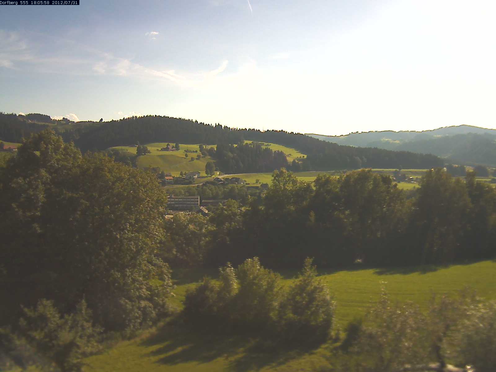 Webcam-Bild: Aussicht vom Dorfberg in Langnau 20120731-180600