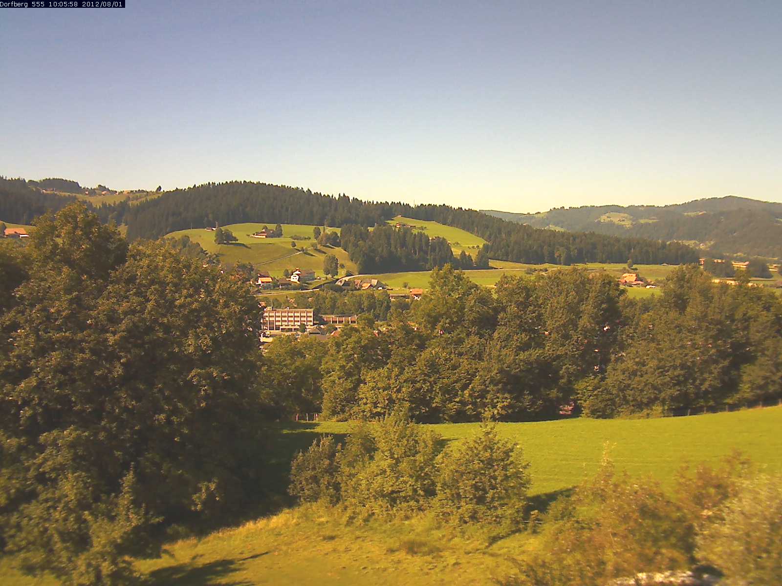 Webcam-Bild: Aussicht vom Dorfberg in Langnau 20120801-100600