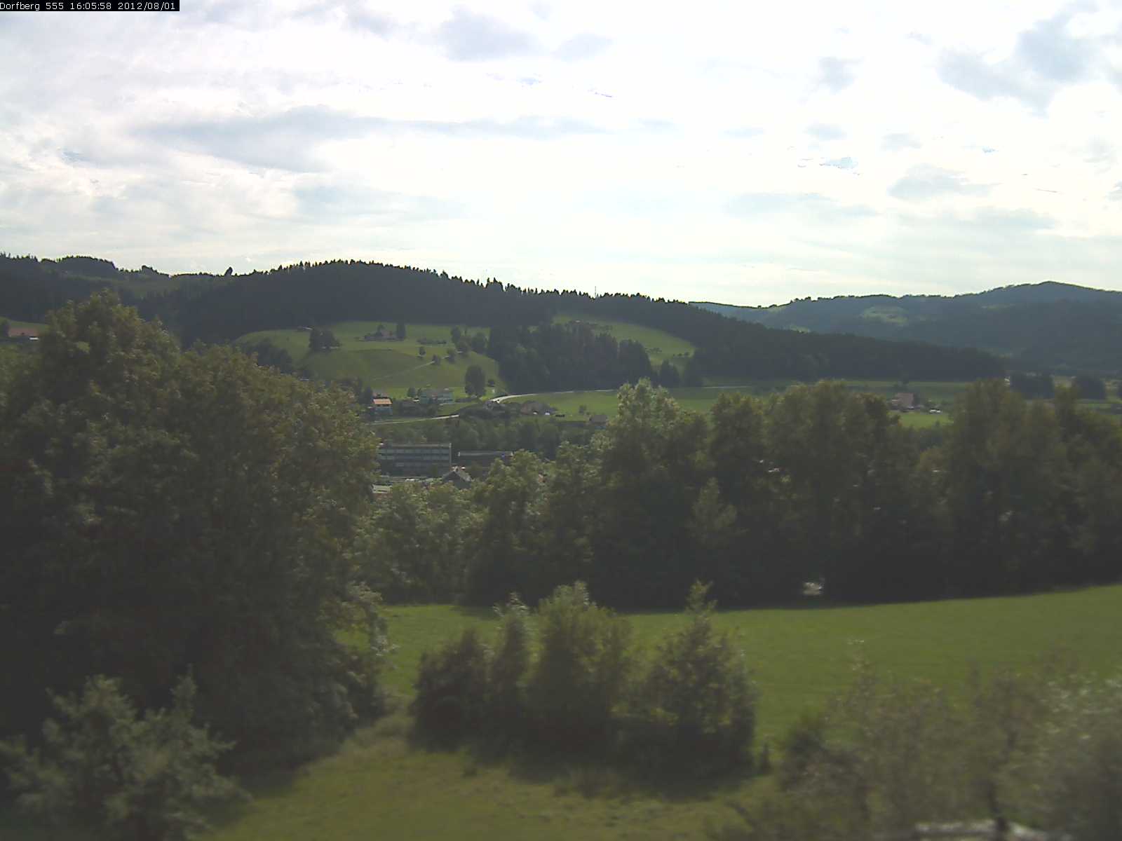 Webcam-Bild: Aussicht vom Dorfberg in Langnau 20120801-160600