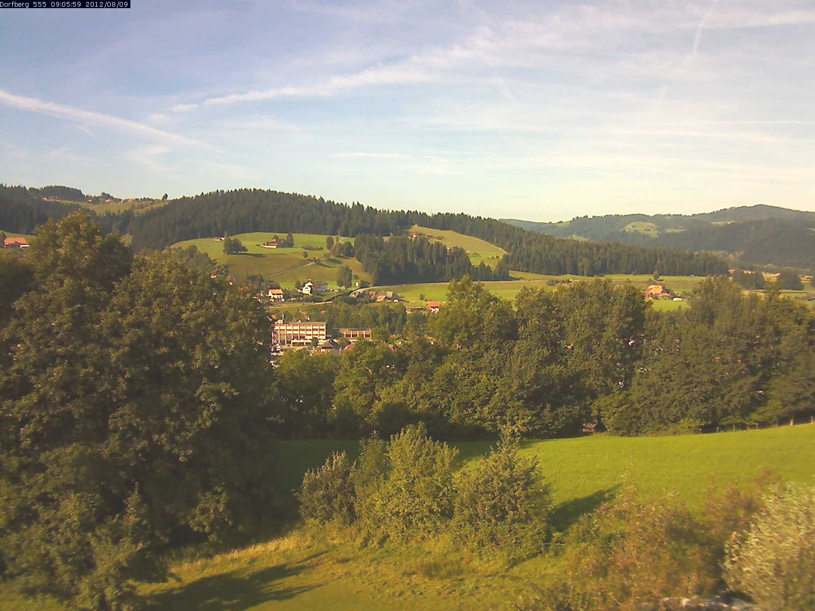 Webcam-Bild: Aussicht vom Dorfberg in Langnau 20120809-090600