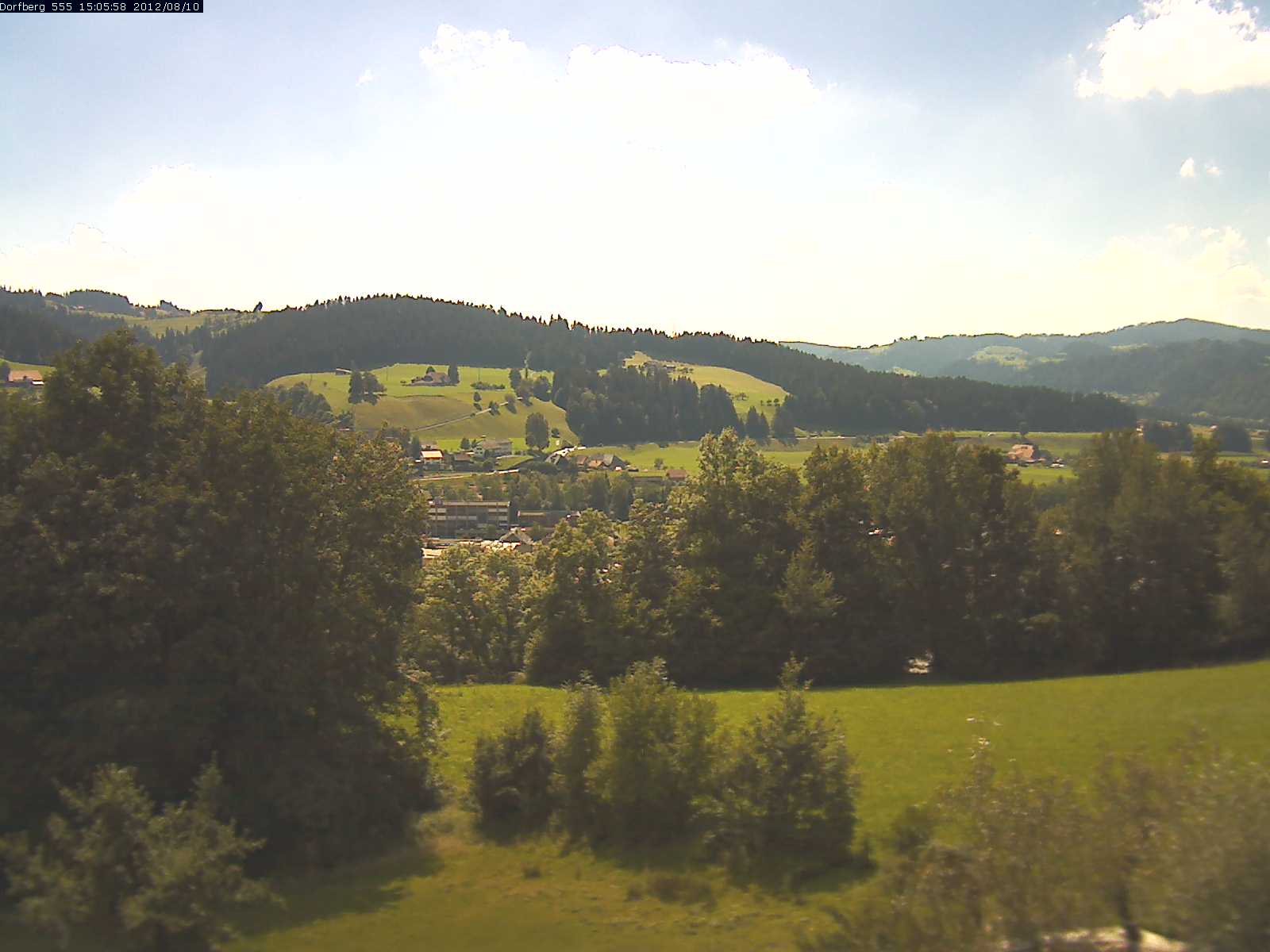 Webcam-Bild: Aussicht vom Dorfberg in Langnau 20120810-150600