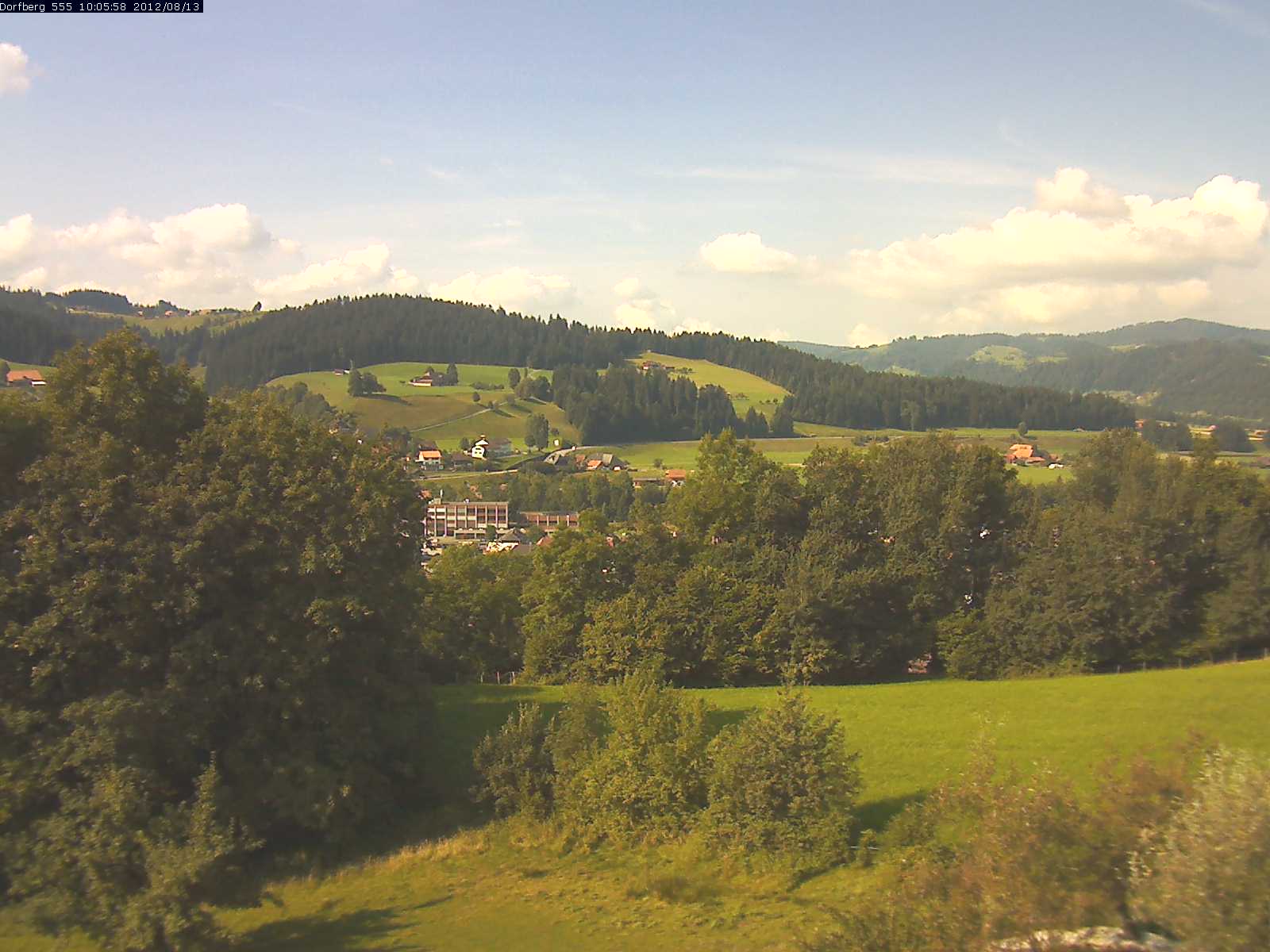 Webcam-Bild: Aussicht vom Dorfberg in Langnau 20120813-100600