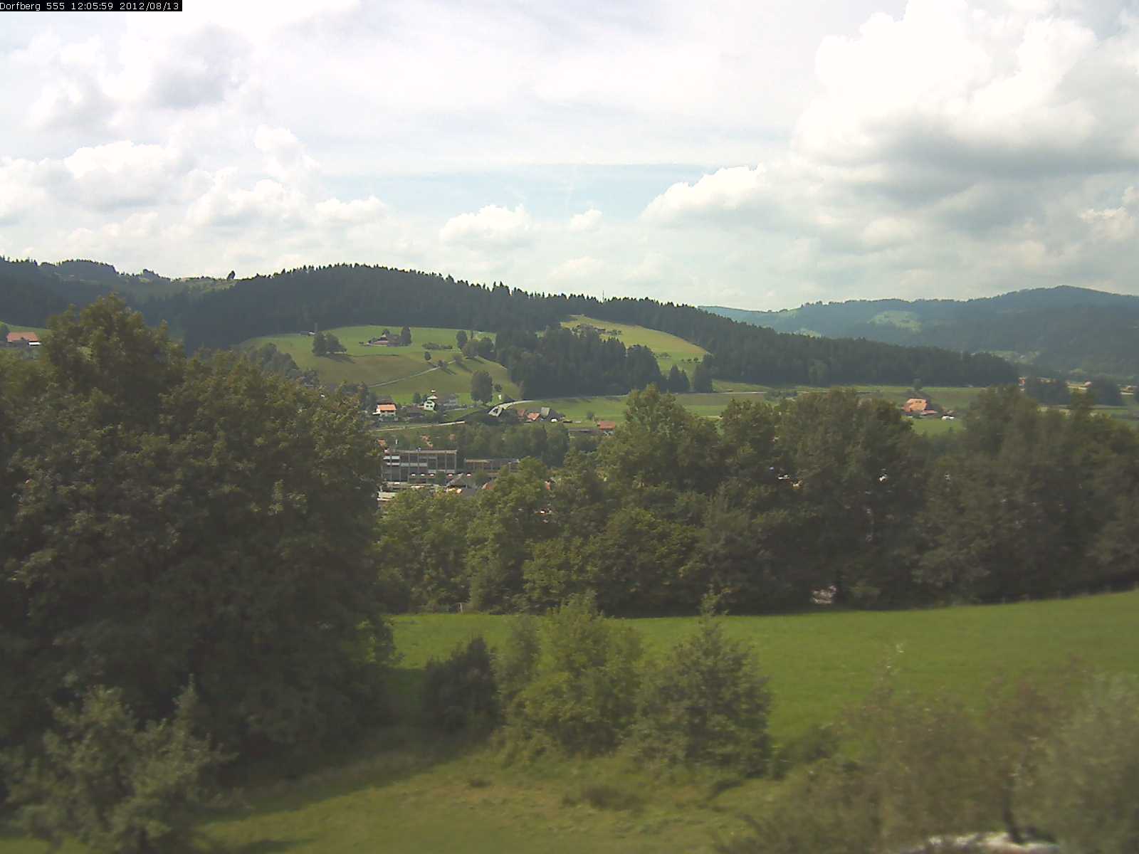 Webcam-Bild: Aussicht vom Dorfberg in Langnau 20120813-120600