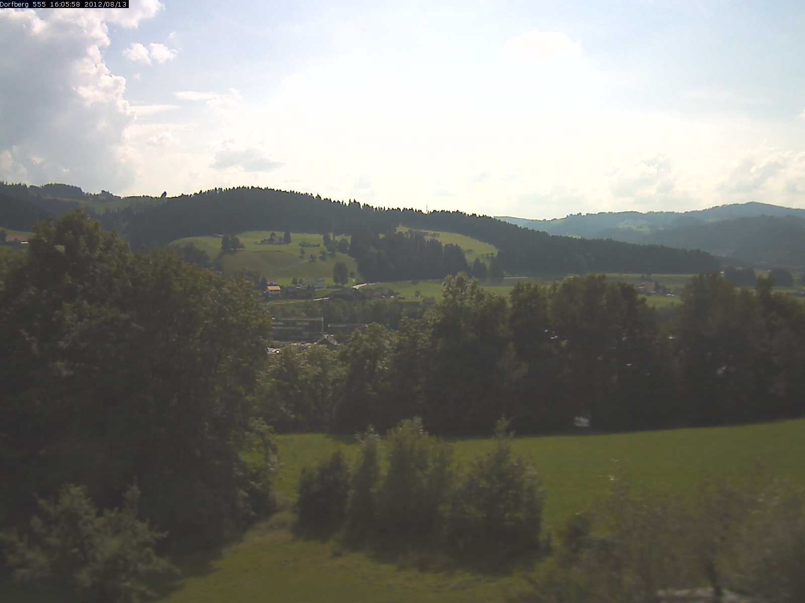 Webcam-Bild: Aussicht vom Dorfberg in Langnau 20120813-160600