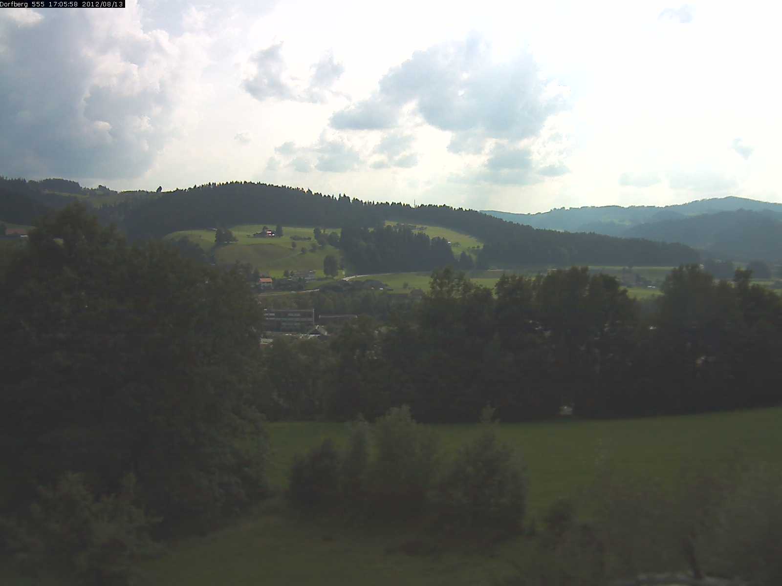 Webcam-Bild: Aussicht vom Dorfberg in Langnau 20120813-170600