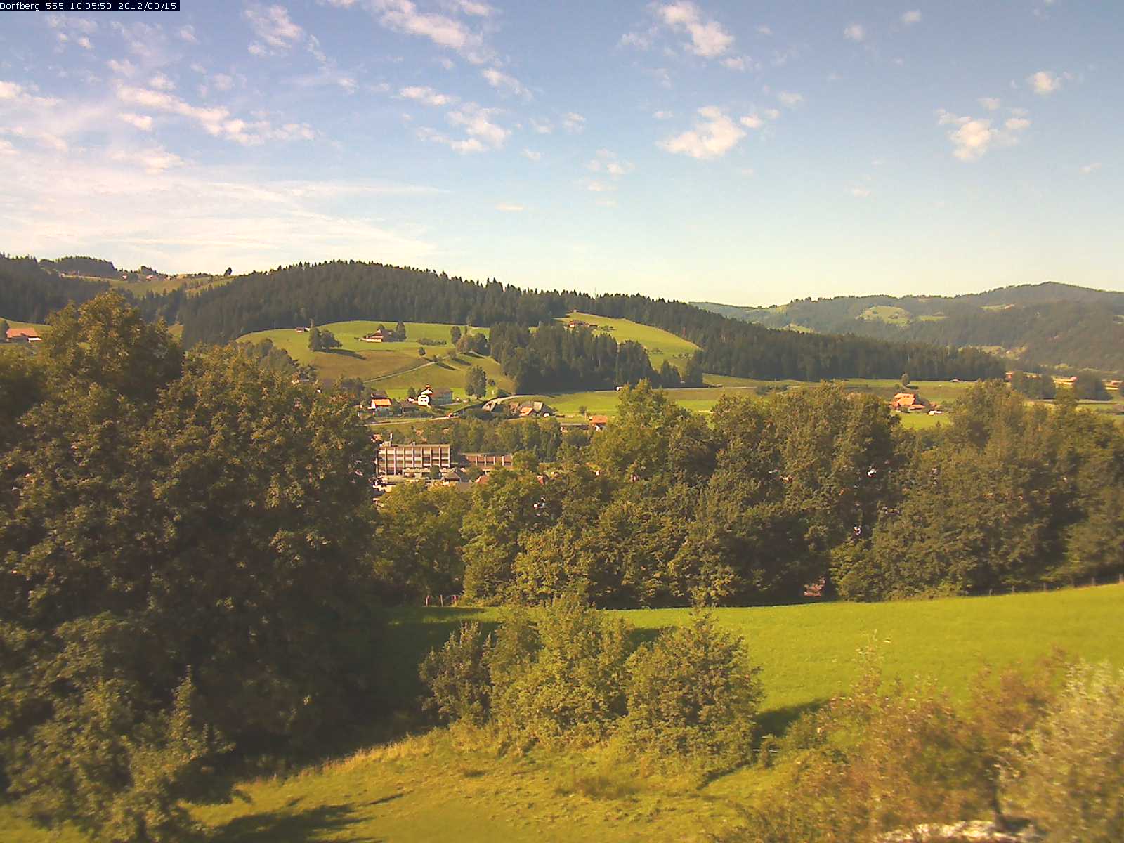 Webcam-Bild: Aussicht vom Dorfberg in Langnau 20120815-100600