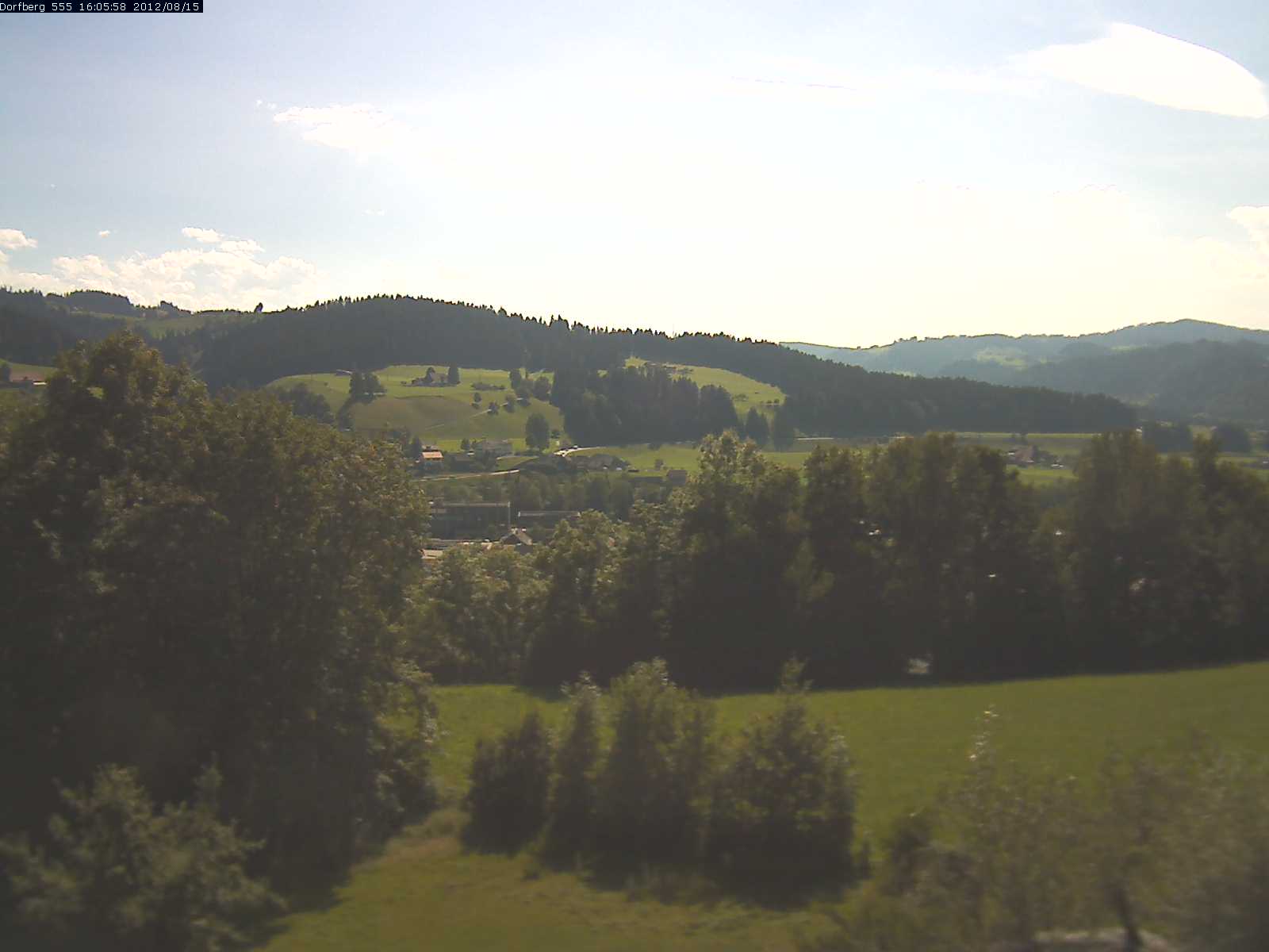 Webcam-Bild: Aussicht vom Dorfberg in Langnau 20120815-160600