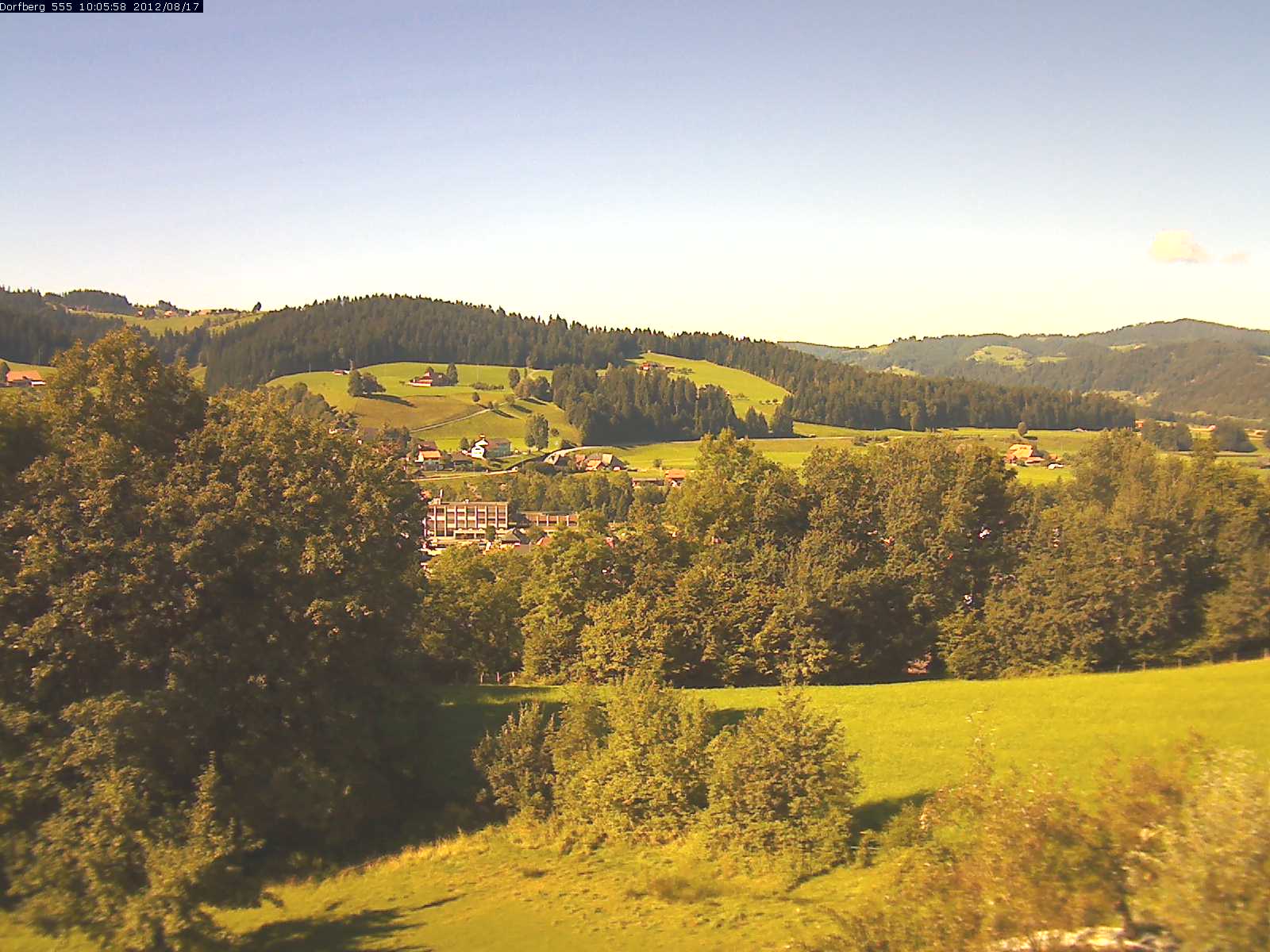 Webcam-Bild: Aussicht vom Dorfberg in Langnau 20120817-100600