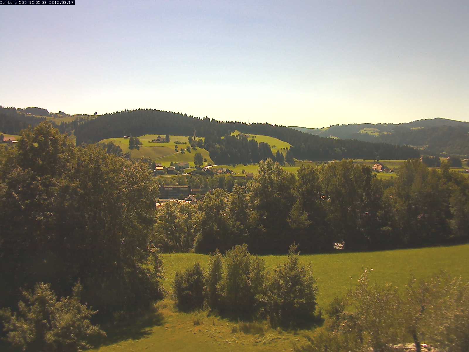 Webcam-Bild: Aussicht vom Dorfberg in Langnau 20120817-150600
