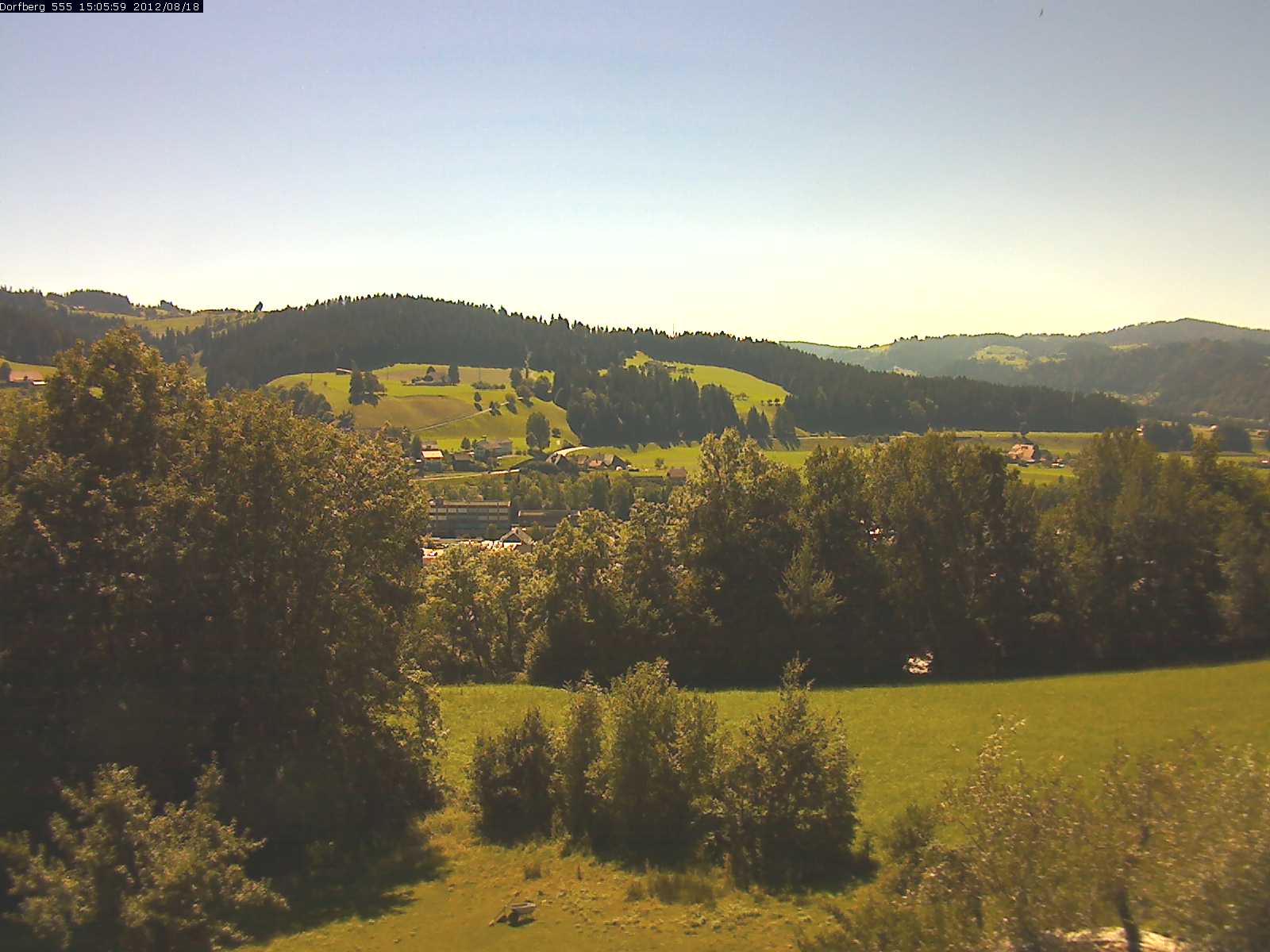 Webcam-Bild: Aussicht vom Dorfberg in Langnau 20120818-150600