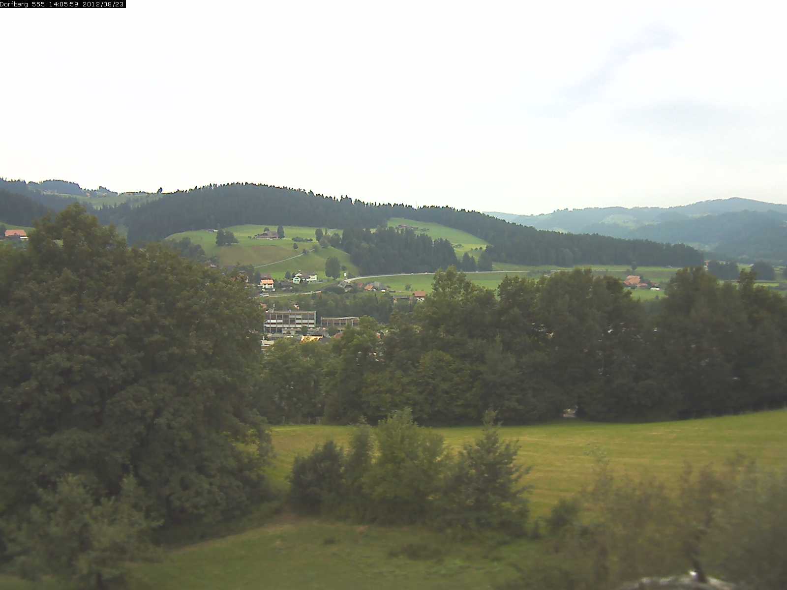 Webcam-Bild: Aussicht vom Dorfberg in Langnau 20120823-140600