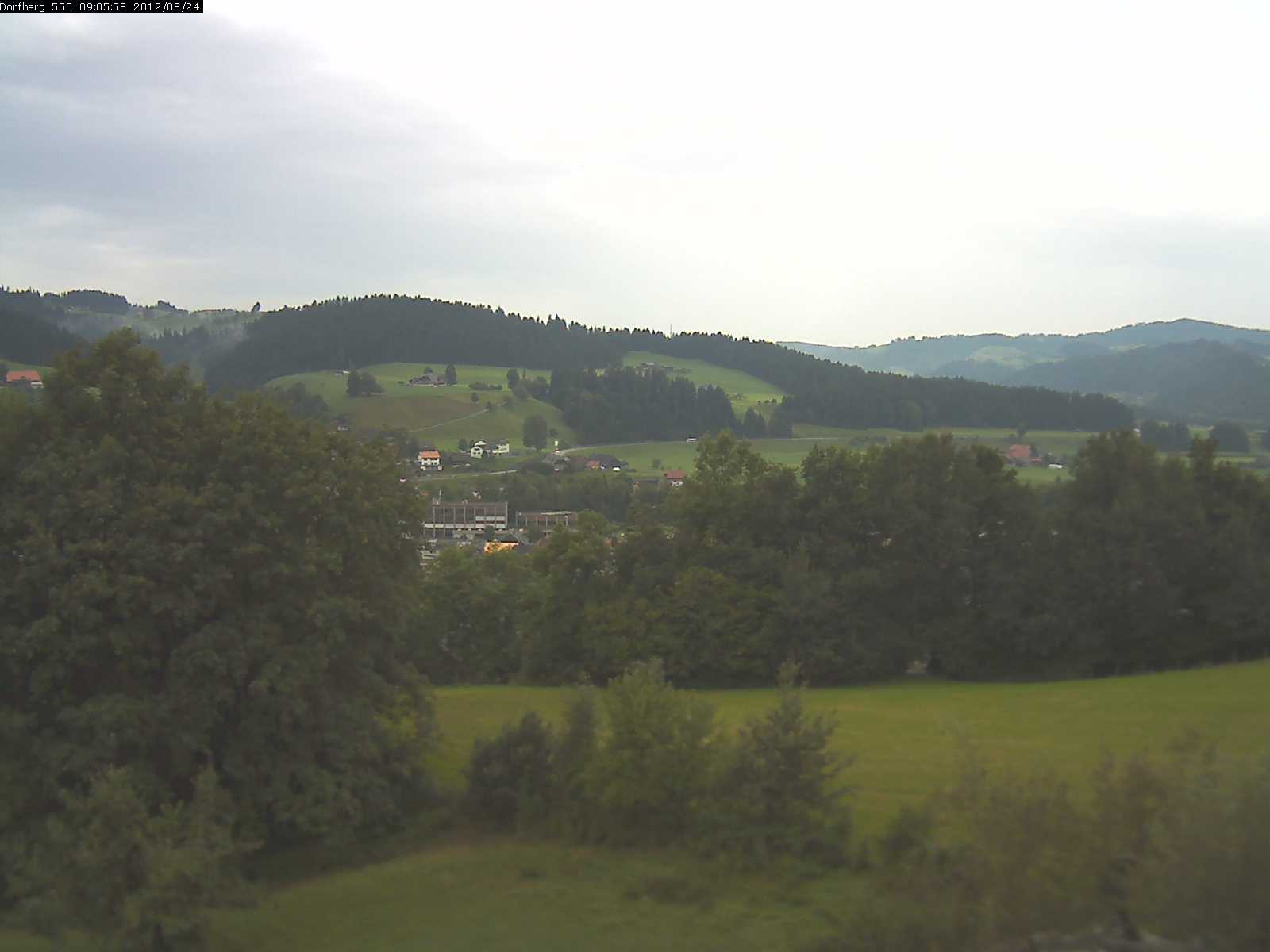 Webcam-Bild: Aussicht vom Dorfberg in Langnau 20120824-090600