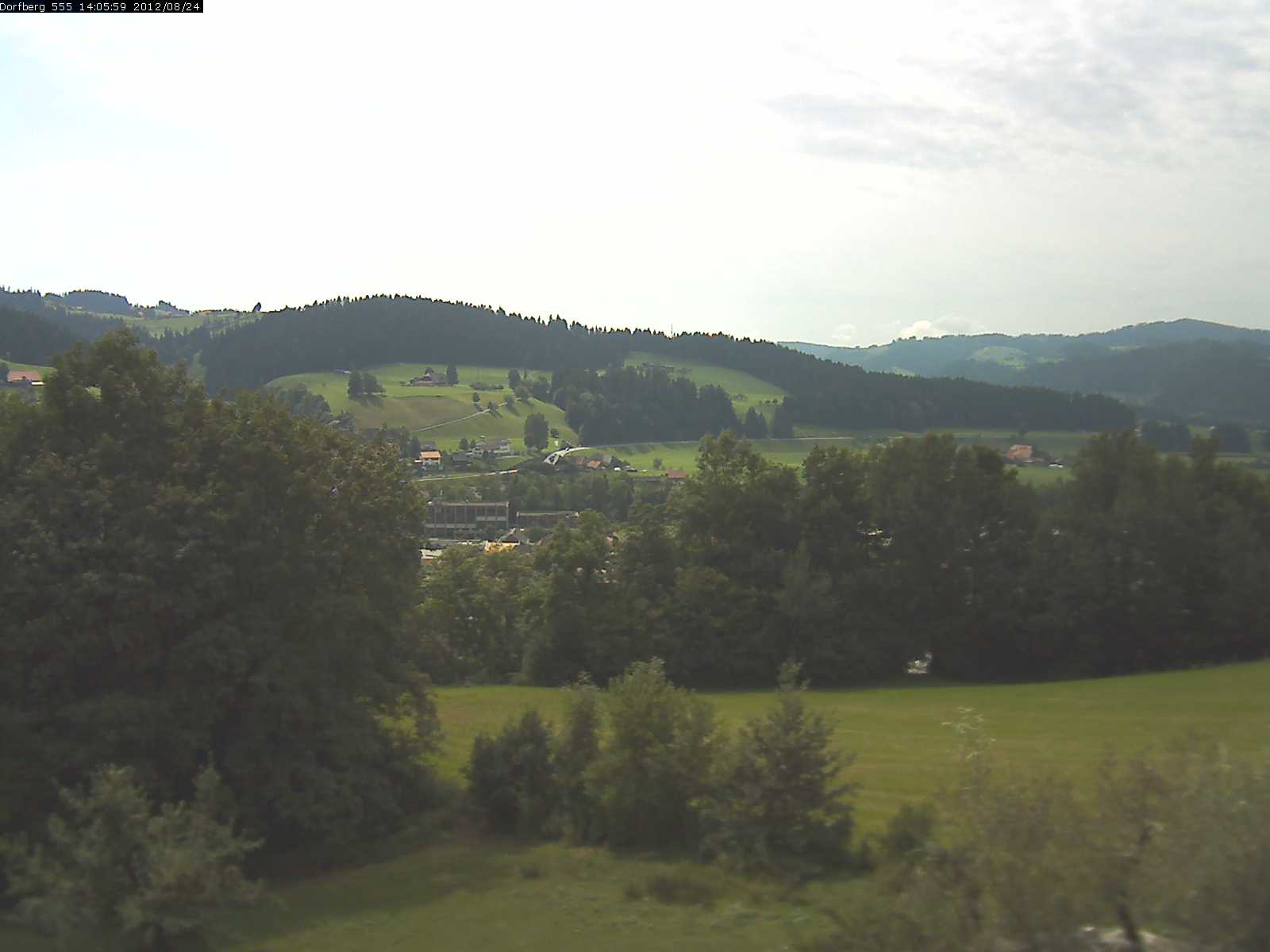 Webcam-Bild: Aussicht vom Dorfberg in Langnau 20120824-140600